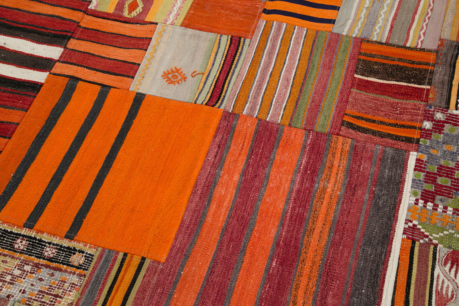 Handmade Area Rug - Kirk Yama Orange Patchwork Cotton Wool Carpet 6'8" x 9'10"