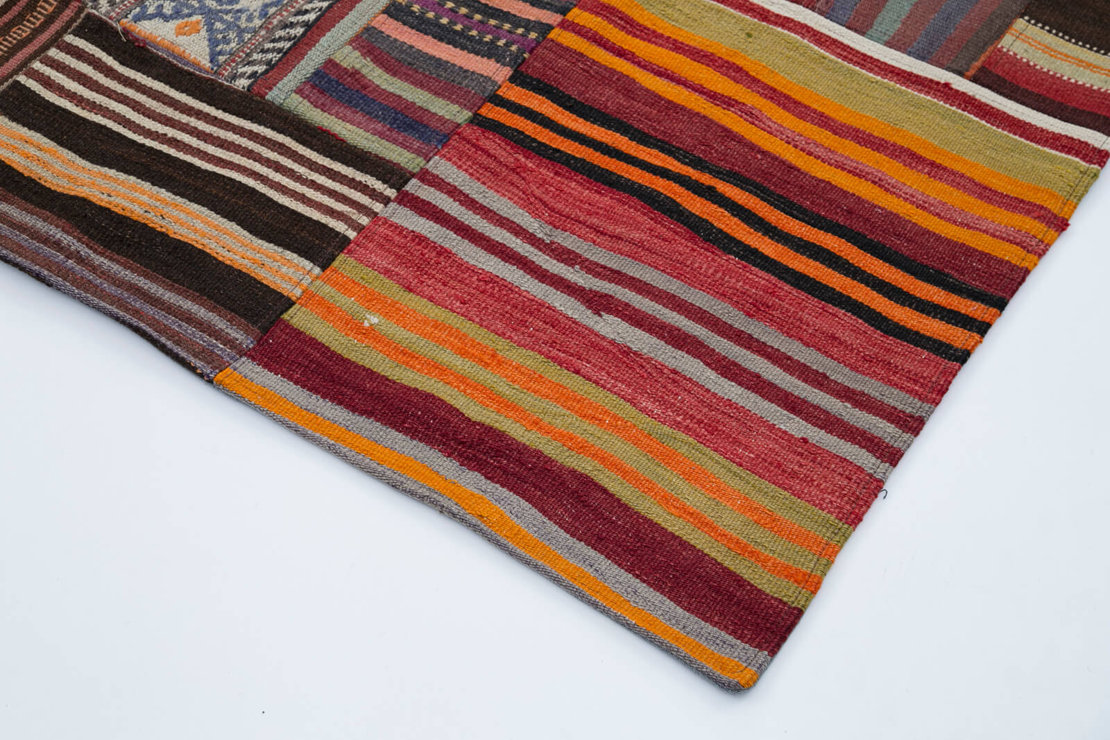 Kirk Yama Red Patchwork Cotton Wool Handmade Area Rug 6'8'' x 9'11''