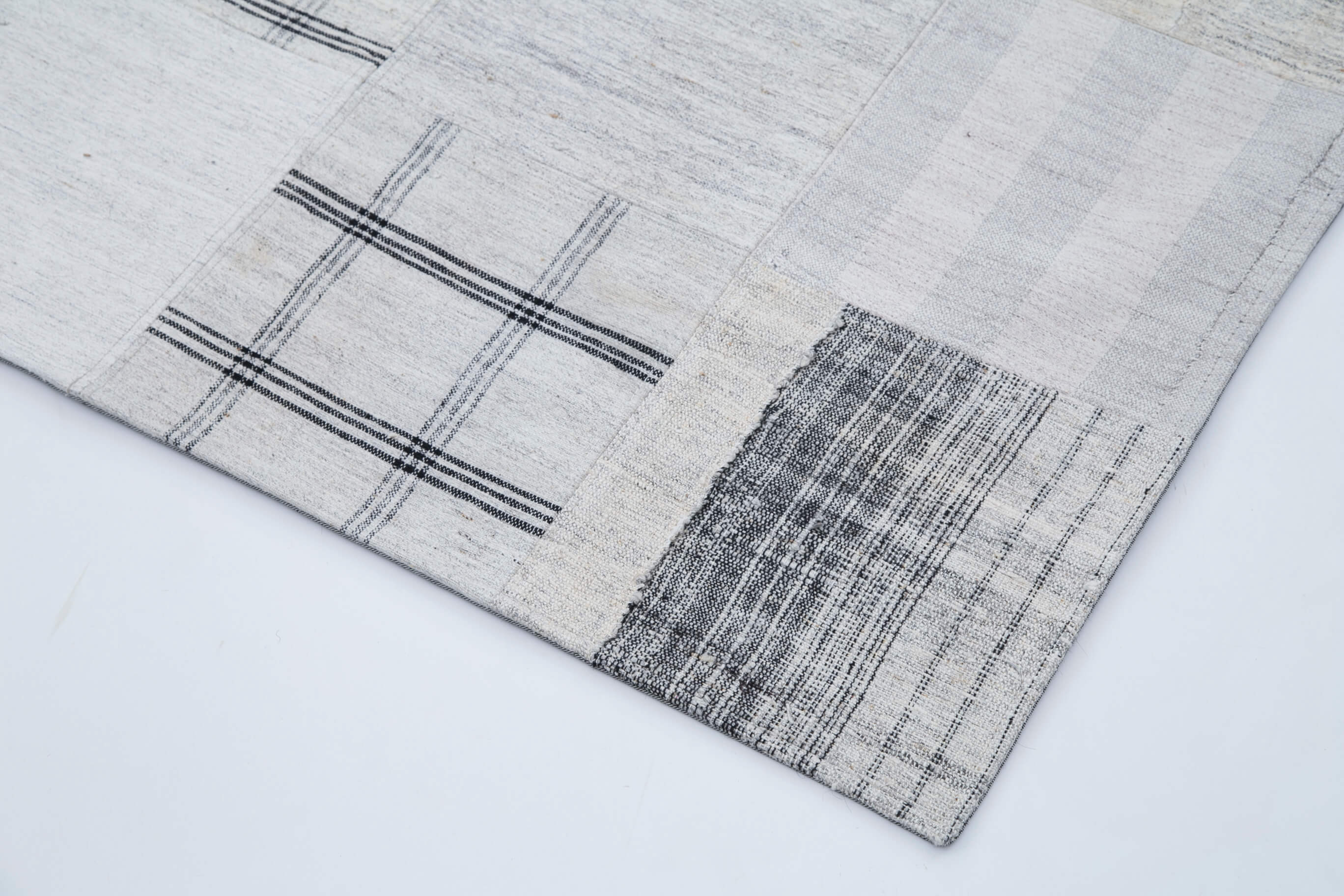 Handmade Area Rug - Kirk Yama White Patchwork Cotton Wool Carpet 8x10 ft