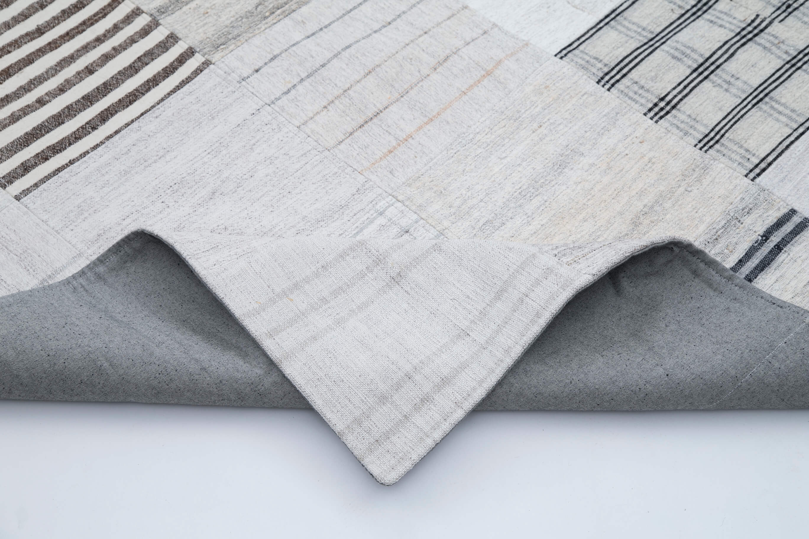 Handmade Area Rug - Kirk Yama White Patchwork Cotton Wool Carpet 8x10 ft