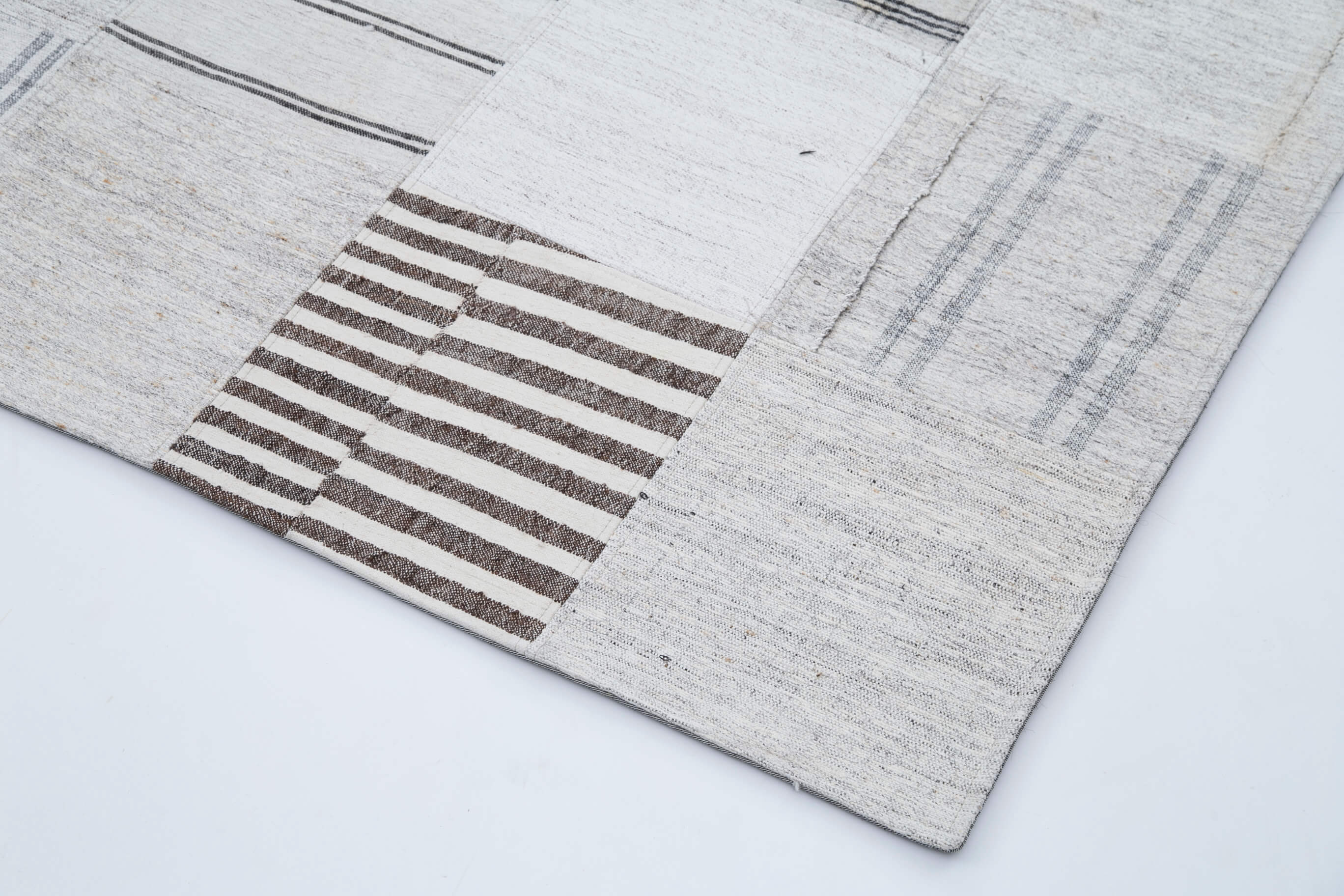 Handmade Area Rug - Kirk Yama White Patchwork Cotton Wool Carpet 8'x10'