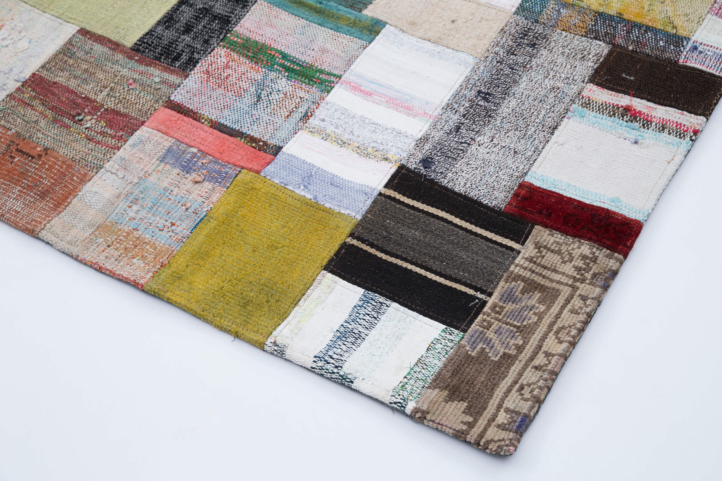 Handmade Wool Area Rug - Kirk Yama Grey Patchwork Cotton Wool Rug 8'4''x11'5''