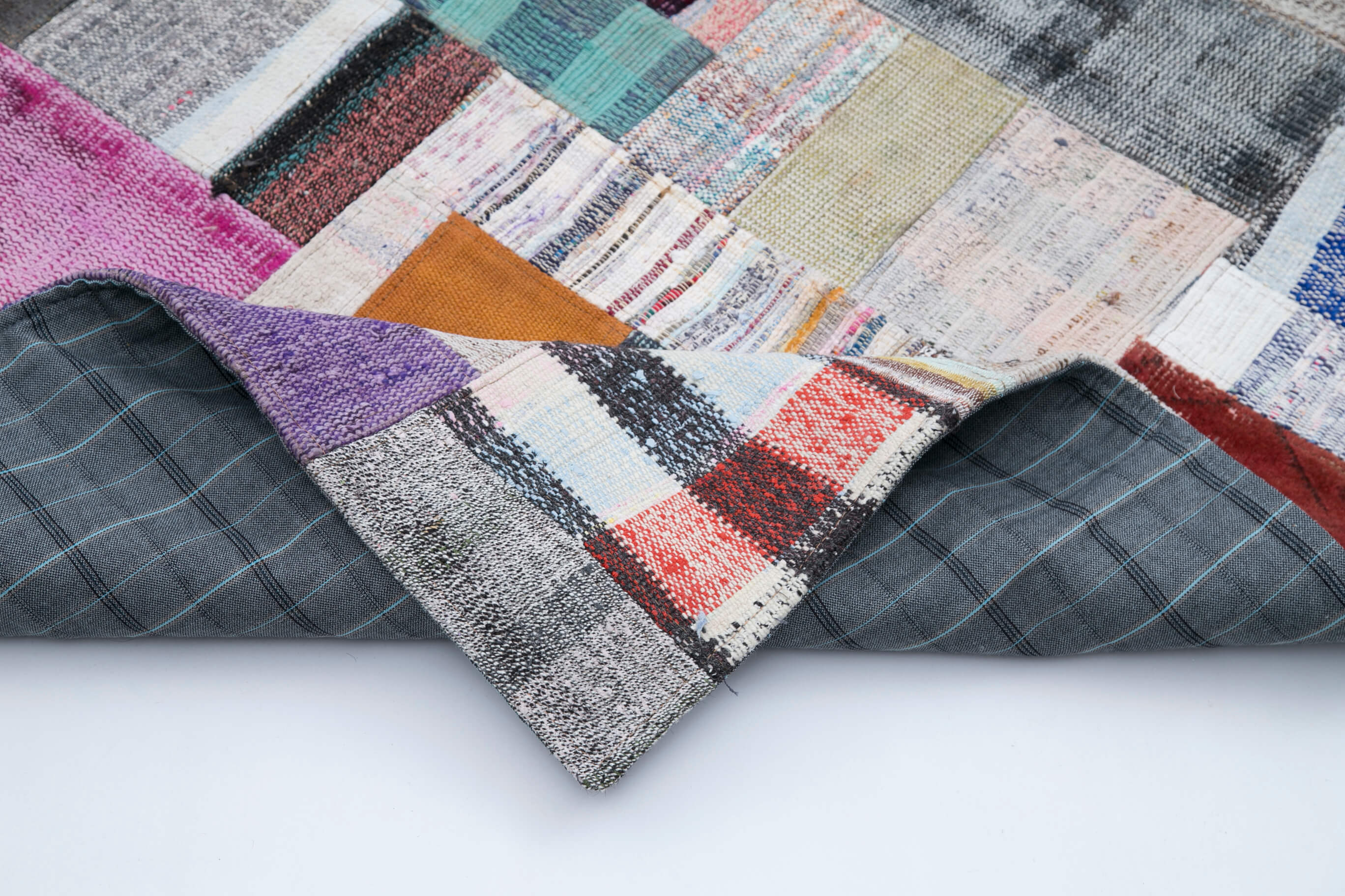 Handmade Wool Area Rug - Kirk Yama Grey Patchwork Cotton Wool Rug 8'4''x11'5''