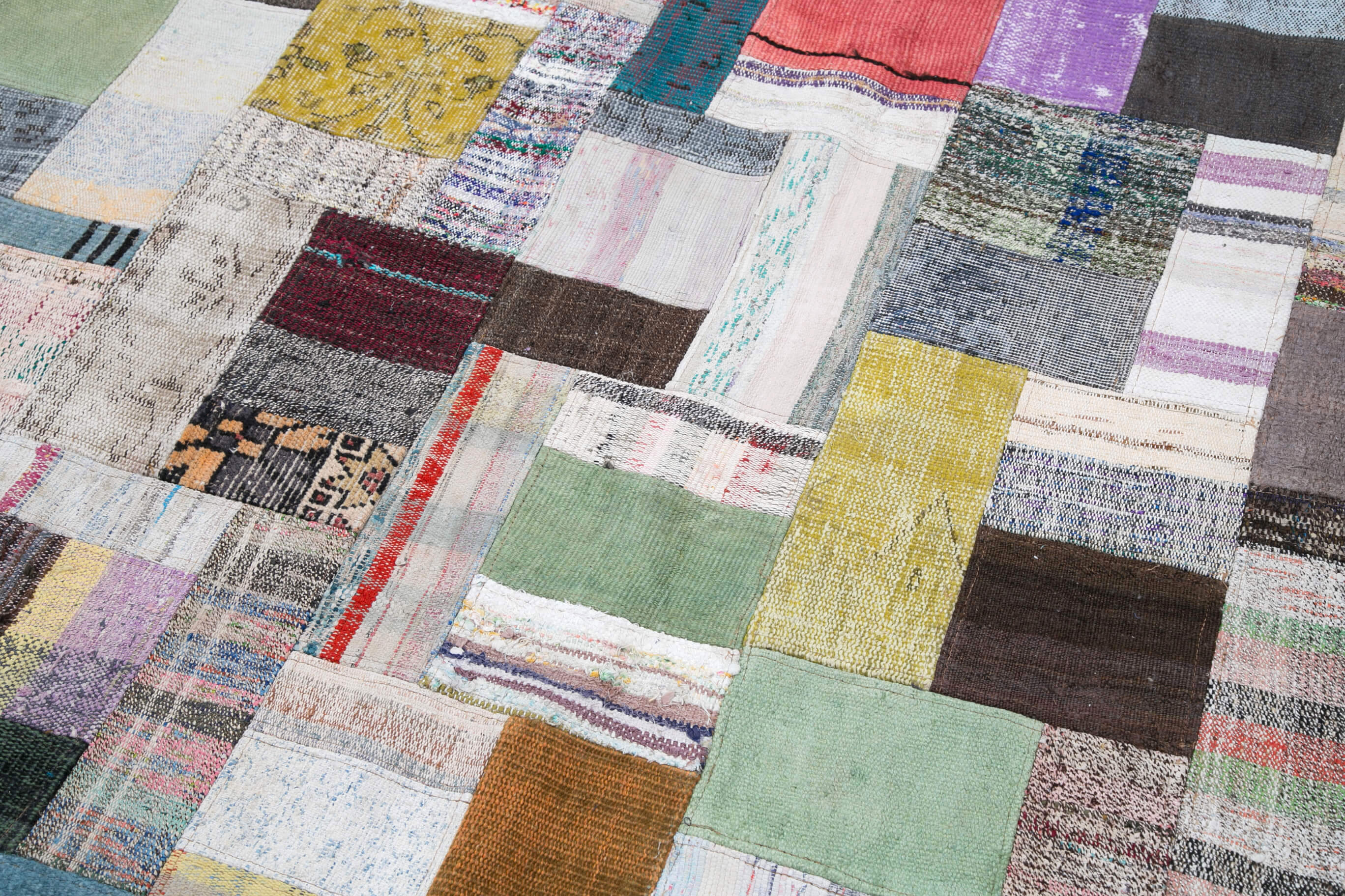 Handmade Wool Area Rug - Kirk Yama Grey Patchwork Cotton Wool Rug 8'4''x11'5''