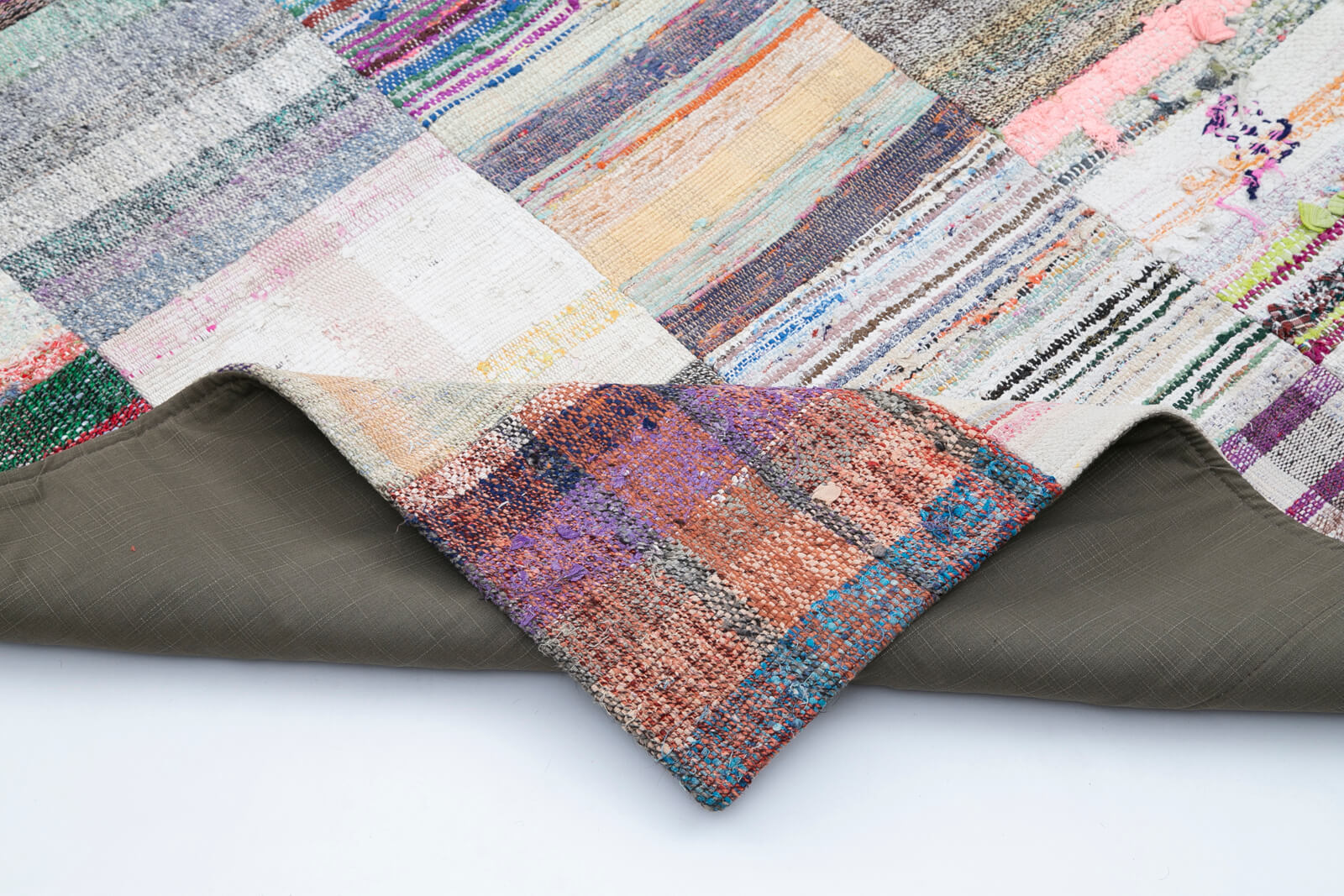 Handmade Cotton Wool Rug - Kirk Yama White Patchwork Vintage Area Rug 7'10''x11'9''