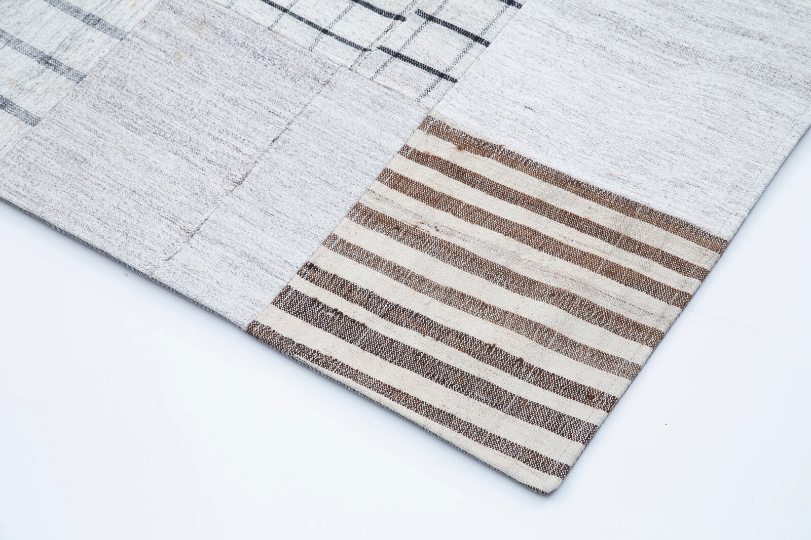 Handmade Area Rug – Kirk Yama White Patchwork Cotton Wool Carpet 8'2''x11'5''