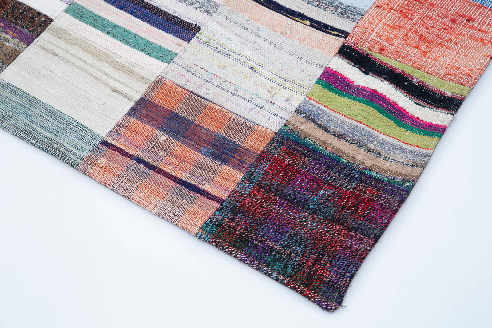Handmade Patchwork Rug - Kirk Yama Grey Cotton Wool 9'1''x11'5'' Area Rug