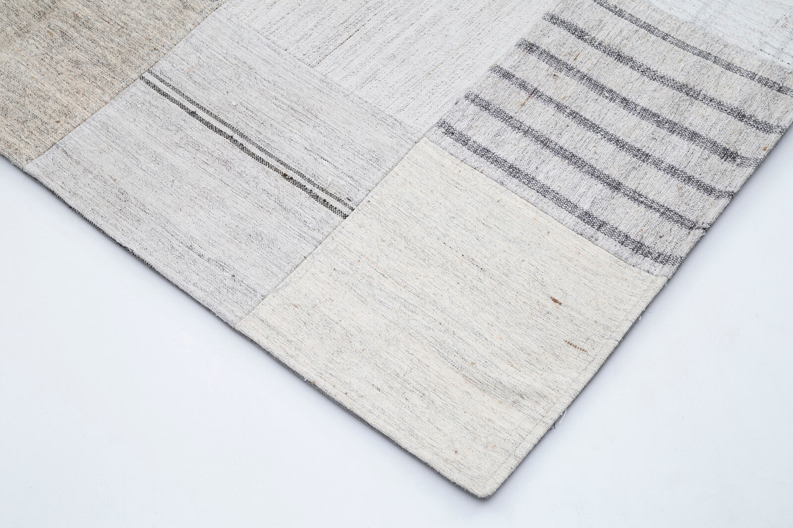 Handmade Area Rug – Kirk Yama Beige Patchwork Cotton Wool Carpet 9'11'' x 13'1''