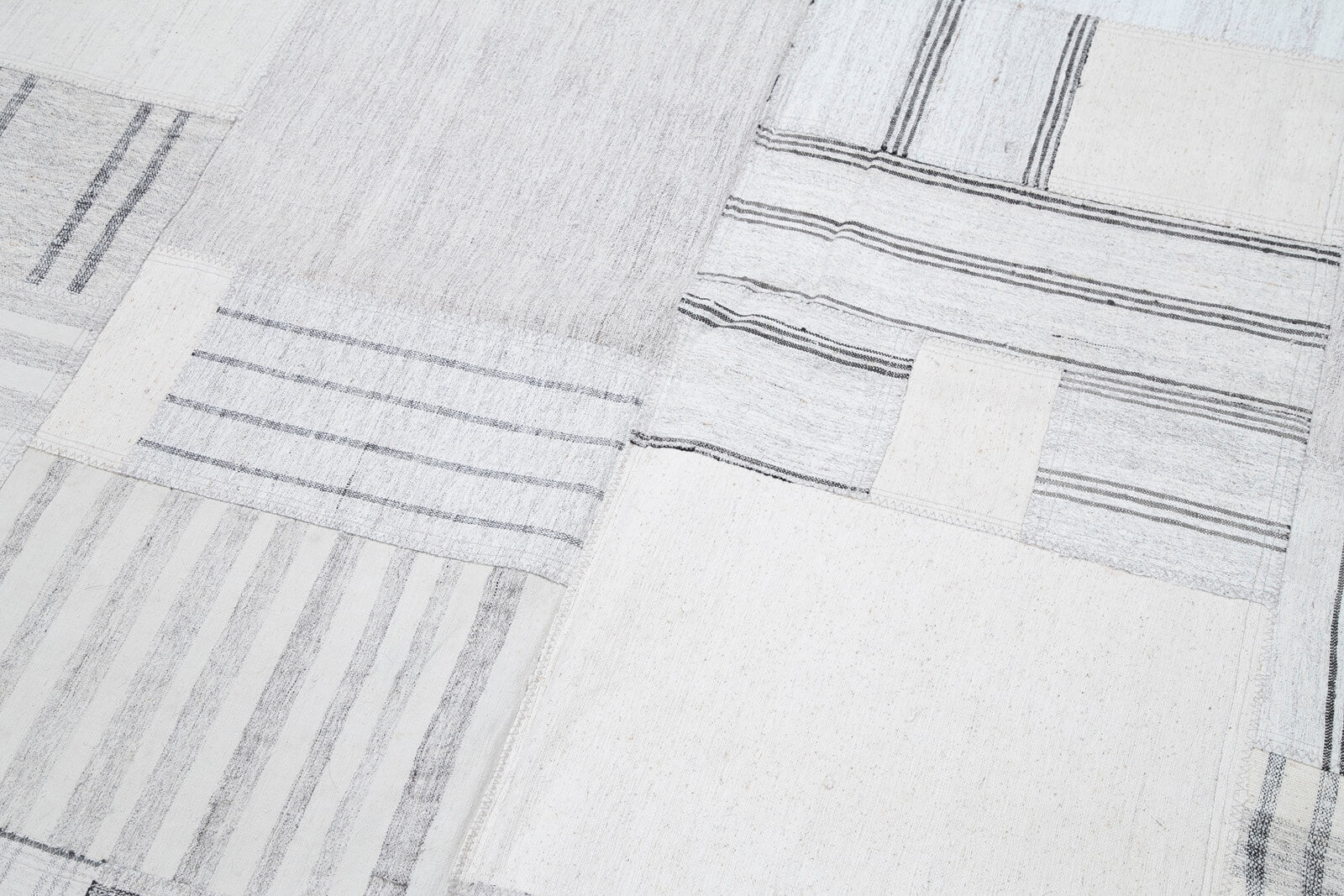 Handmade Area Rug - Beige Patchwork Turkish Wool Cotton Carpet 6'9''x10'