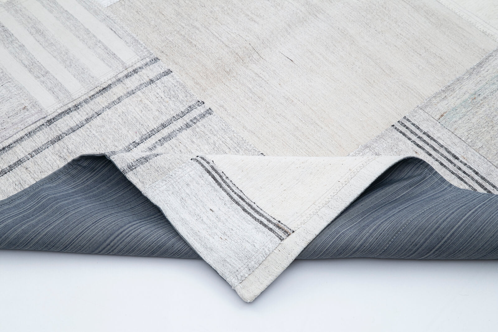 Handmade Area Rug - Beige Patchwork Cotton Wool Rug 6x10 Feet | Agacan