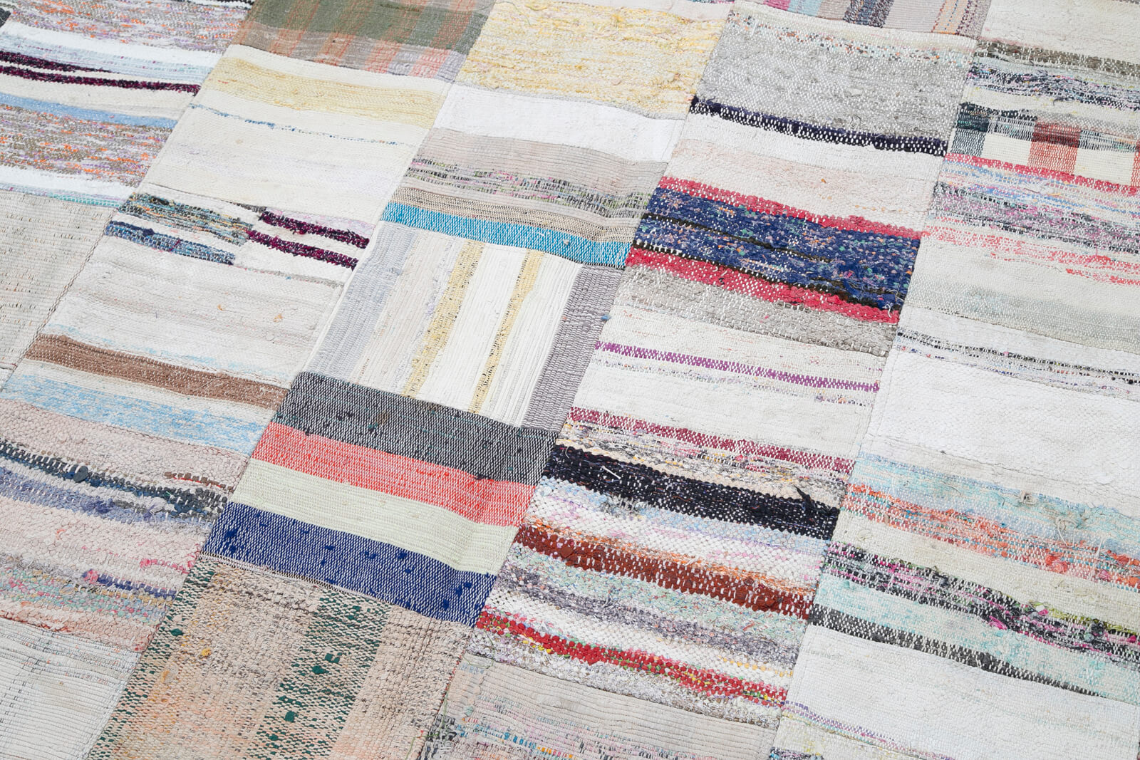 Handmade Patchwork Rug - Grey Cotton Wool Area Rug 7'5''x11'7'' Vintage Bohemian Style