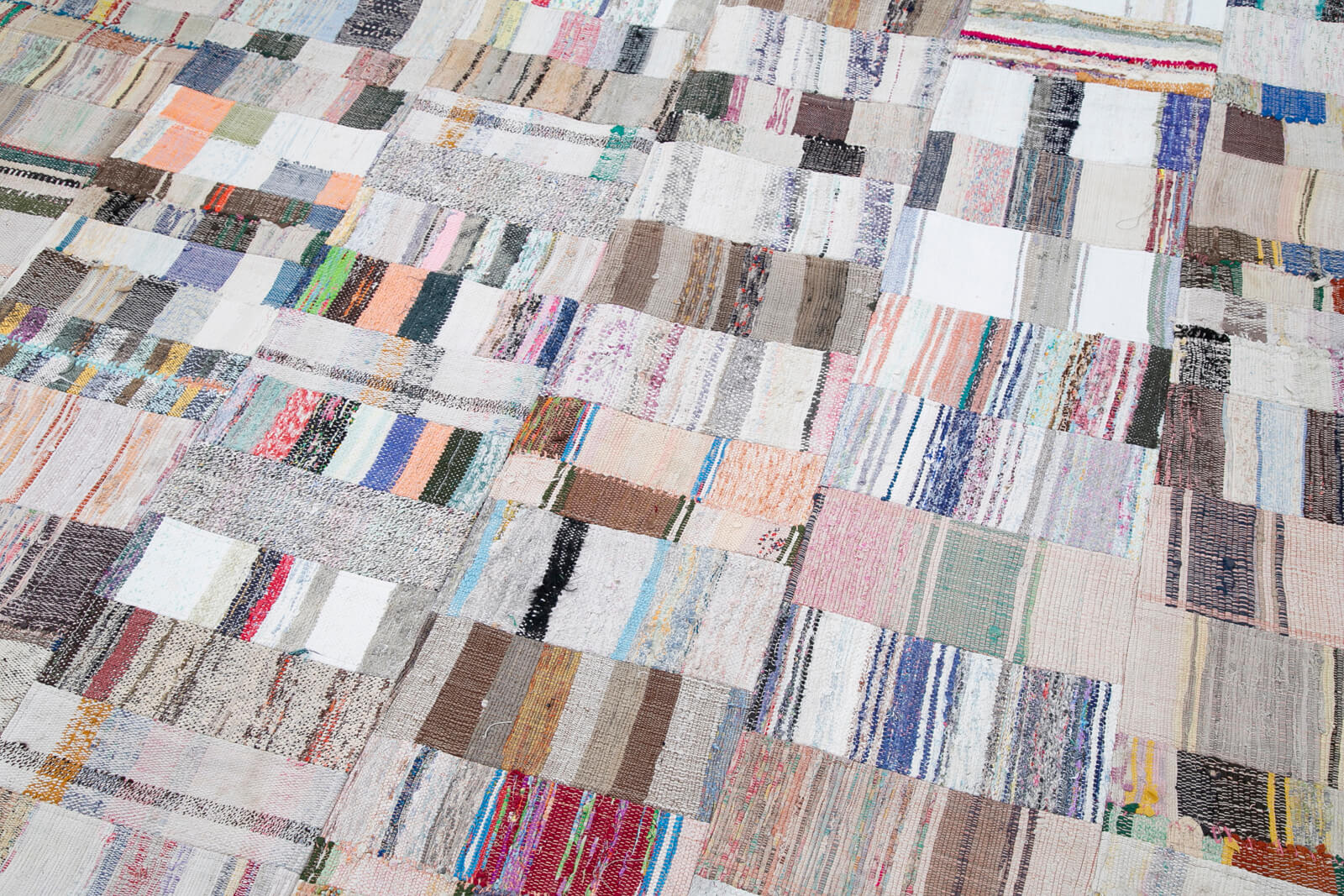 Handmade Patchwork Area Rug - Kirk Yama Grey Cotton Wool Carpet 9'3''x13'0''