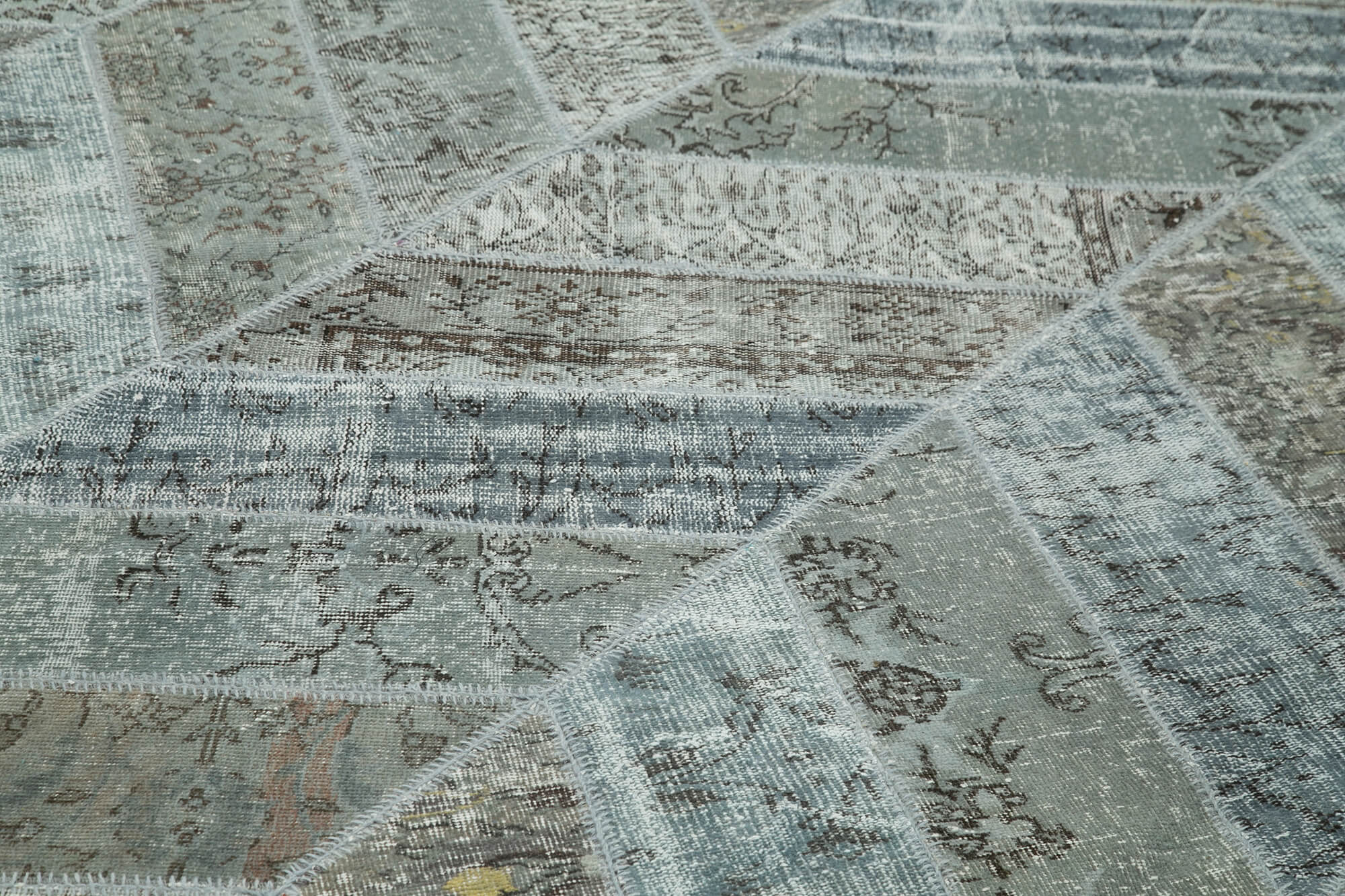 Handmade Patchwork Rug - Kirk Yama Grey Cotton Wool Area Rug 9'1" x 12'4"