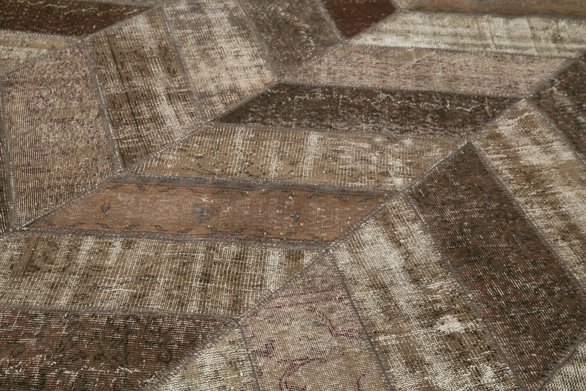 Handmade Area Rug – Brown Patchwork Cotton Wool Vintage Carpet 7'11''x10'1''