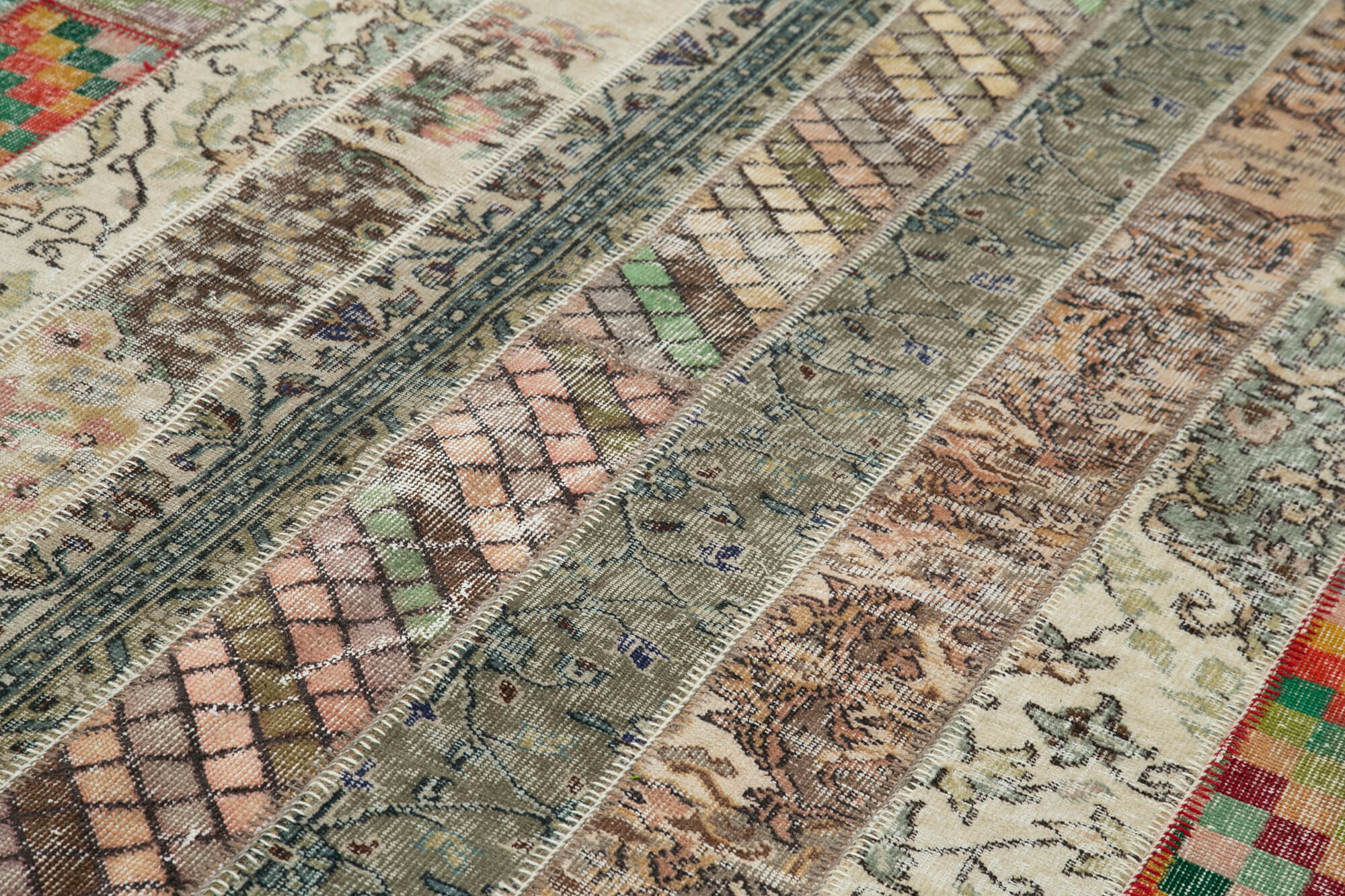 Handmade Patchwork Rug - Kirk Yama Grey Cotton Wool Area Rug 6'7''x10'0''