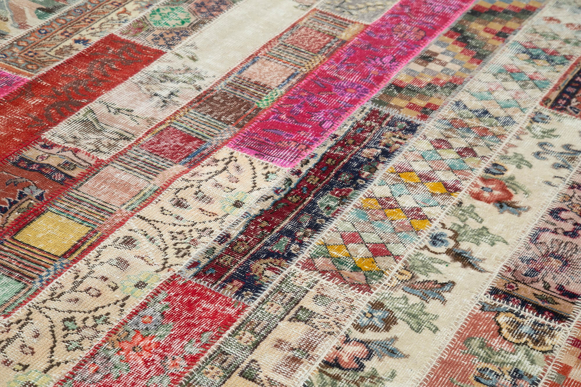 Handmade Area Rug - Kirk Yama Red Patchwork Cotton Wool Carpet 6'9" x 10'0"