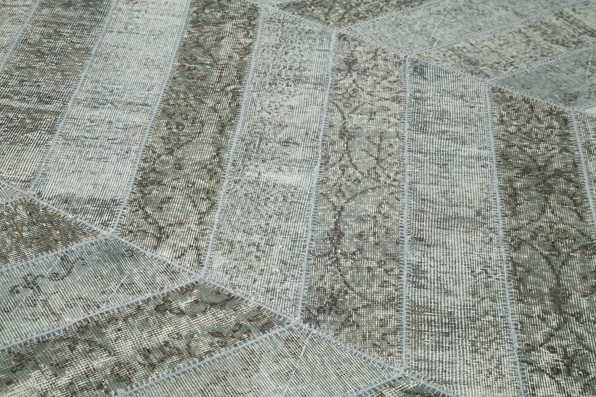 Handmade Patchwork Rug - Kirk Yama Grey Cotton Wool Area Rug 6'6" x 10'6"