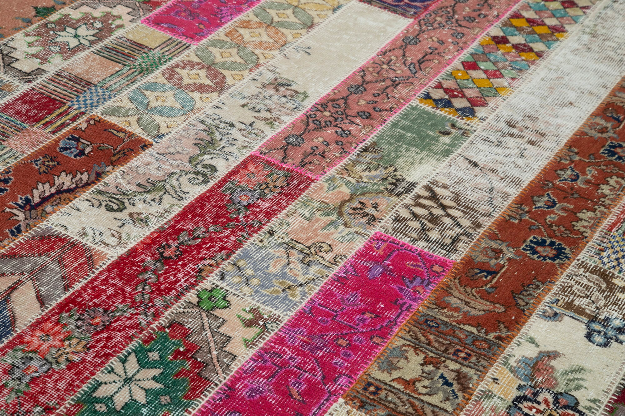 Handmade Patchwork Rug - Kirk Yama Grey Cotton Wool 6x10 Feet Area Carpet