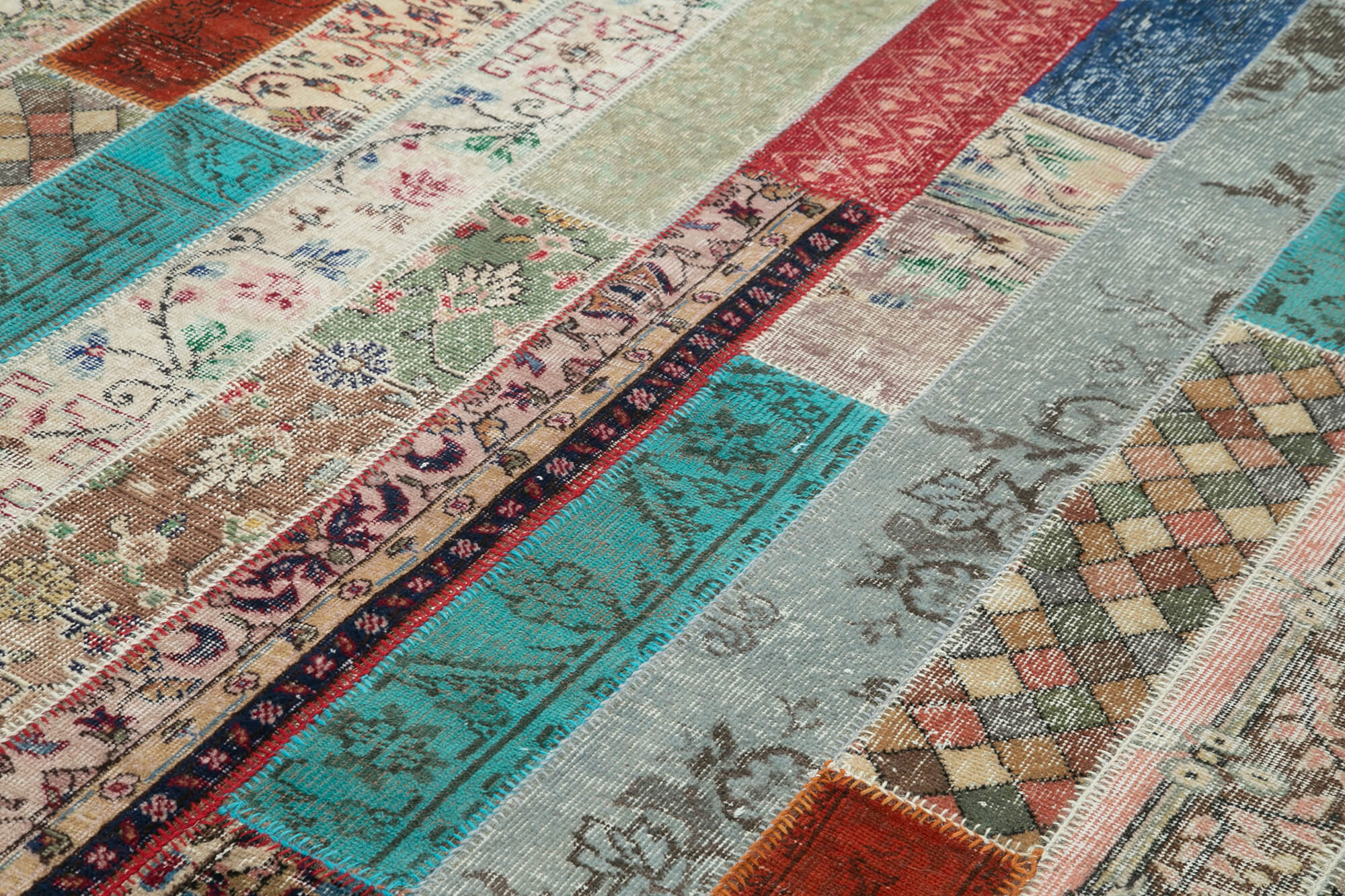 Handmade Wool Area Rug - Kirk Yama Grey Patchwork Carpet 6'8''x10' Durable Cotton Wool