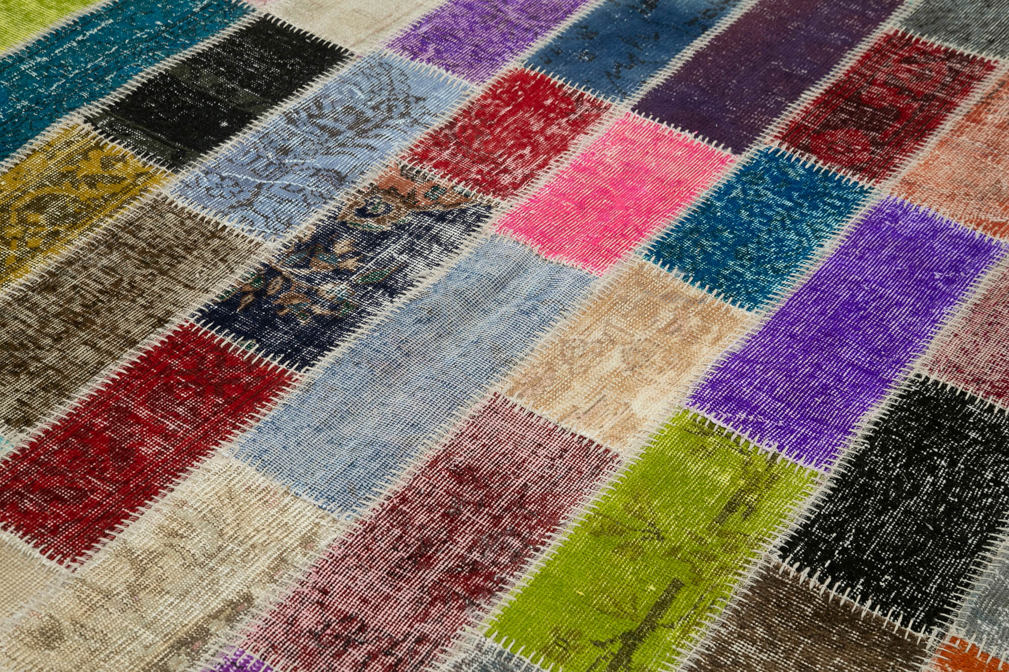 Handmade Patchwork Rug - Kirk Yama Grey Area Rug 6x10 Cotton Wool Carpet