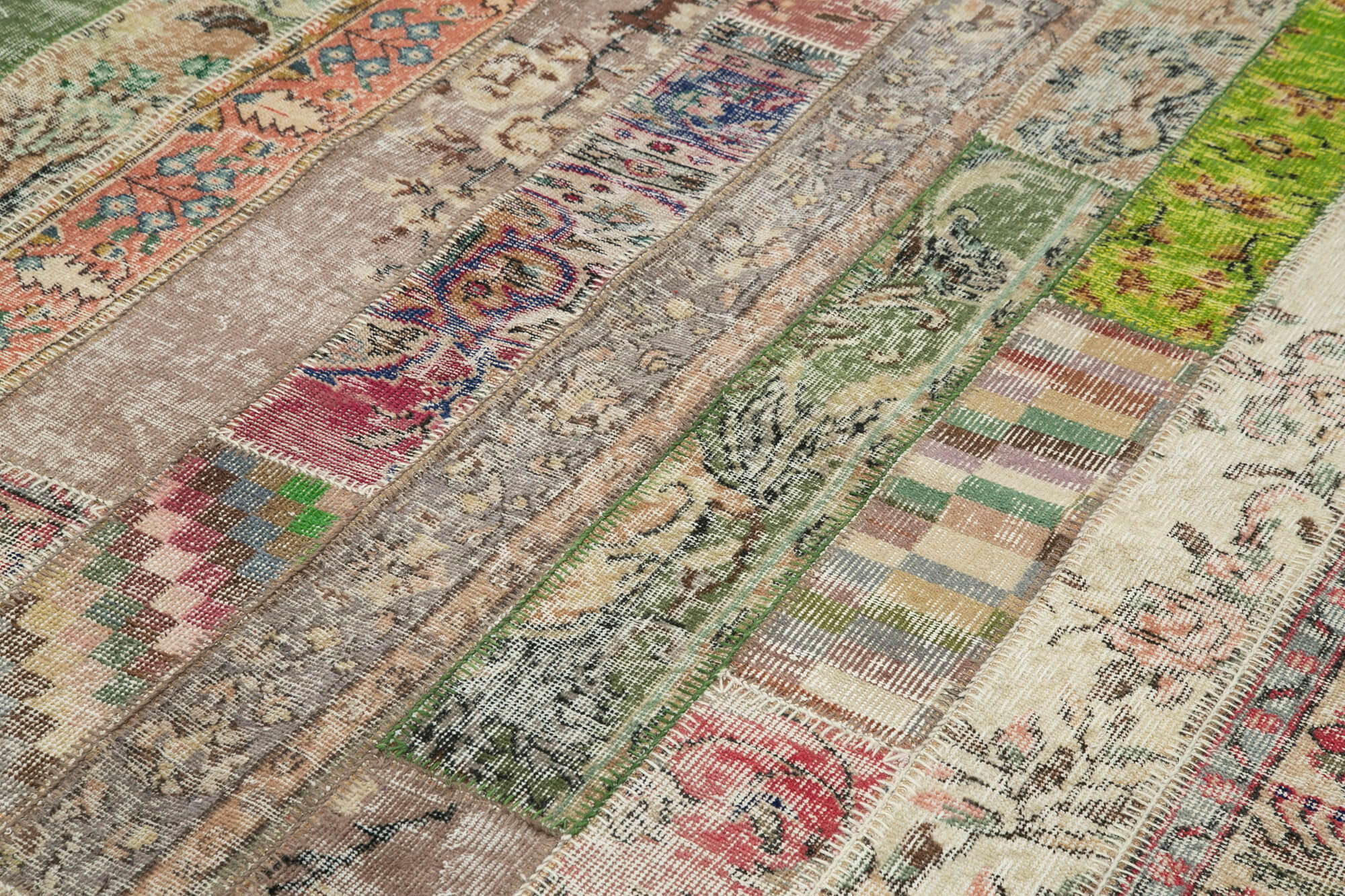 Handmade Patchwork Rug - Kirk Yama Grey Cotton Wool Area Rug 6'7''x9'11''