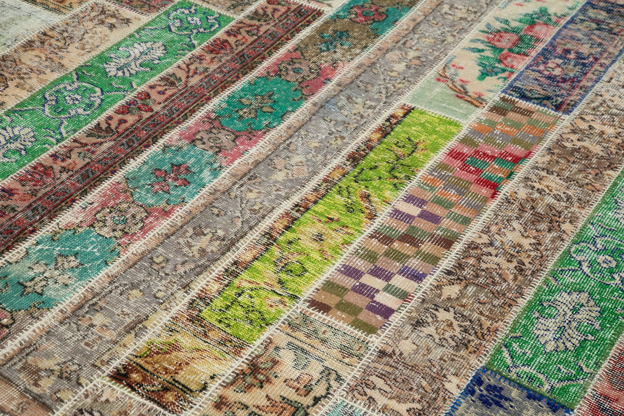 Kirk Yama Grey Patchwork Cotton Wool Handmade Area Rug 6'8'' x 9'11''