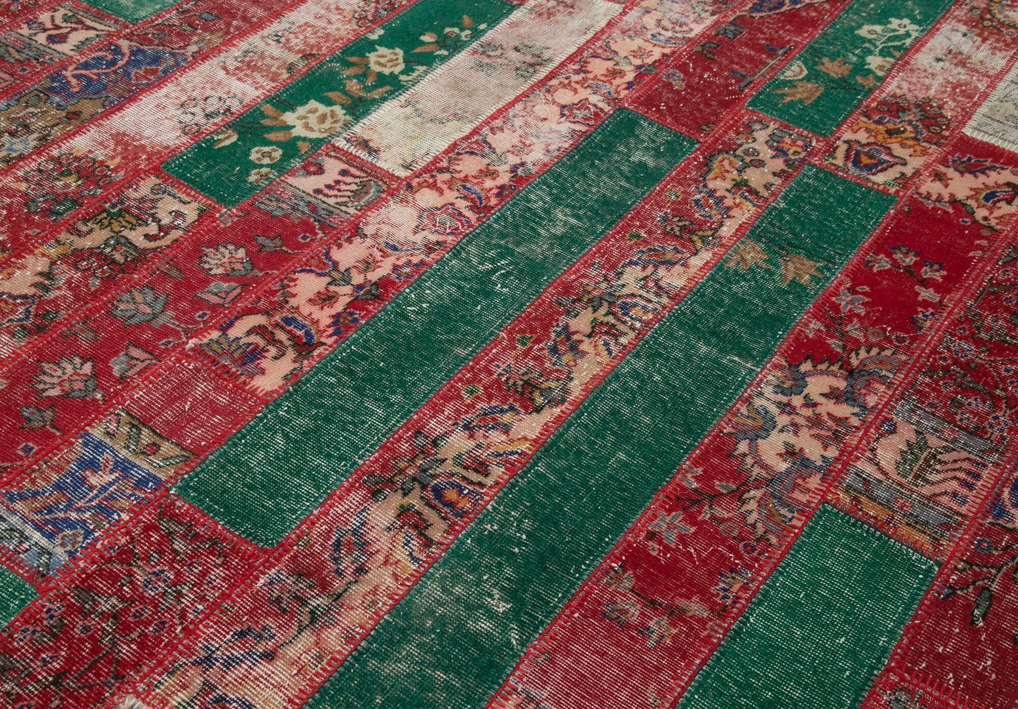 Handmade Patchwork Rug - Kirk Yama Grey Cotton Wool Area Rug 6'7''x9'11''