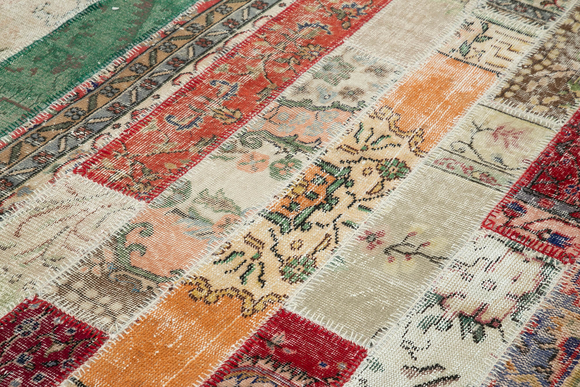 Handmade Patchwork Rug – Kirk Yama Grey Cotton Wool Blend Area Rug 6'7''x9'11''