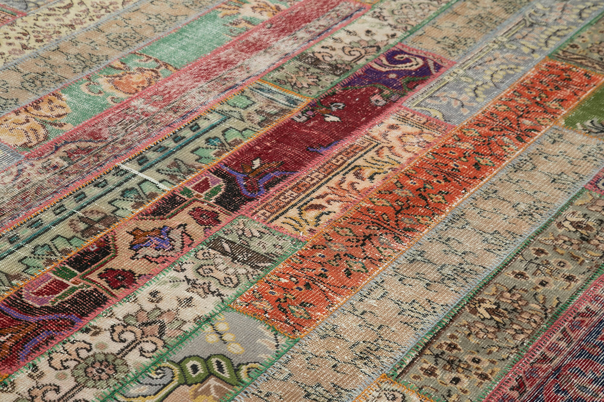 Kirk Yama Grey Patchwork Cotton Wool Handmade Area Rug 8'0'' x 10'0''