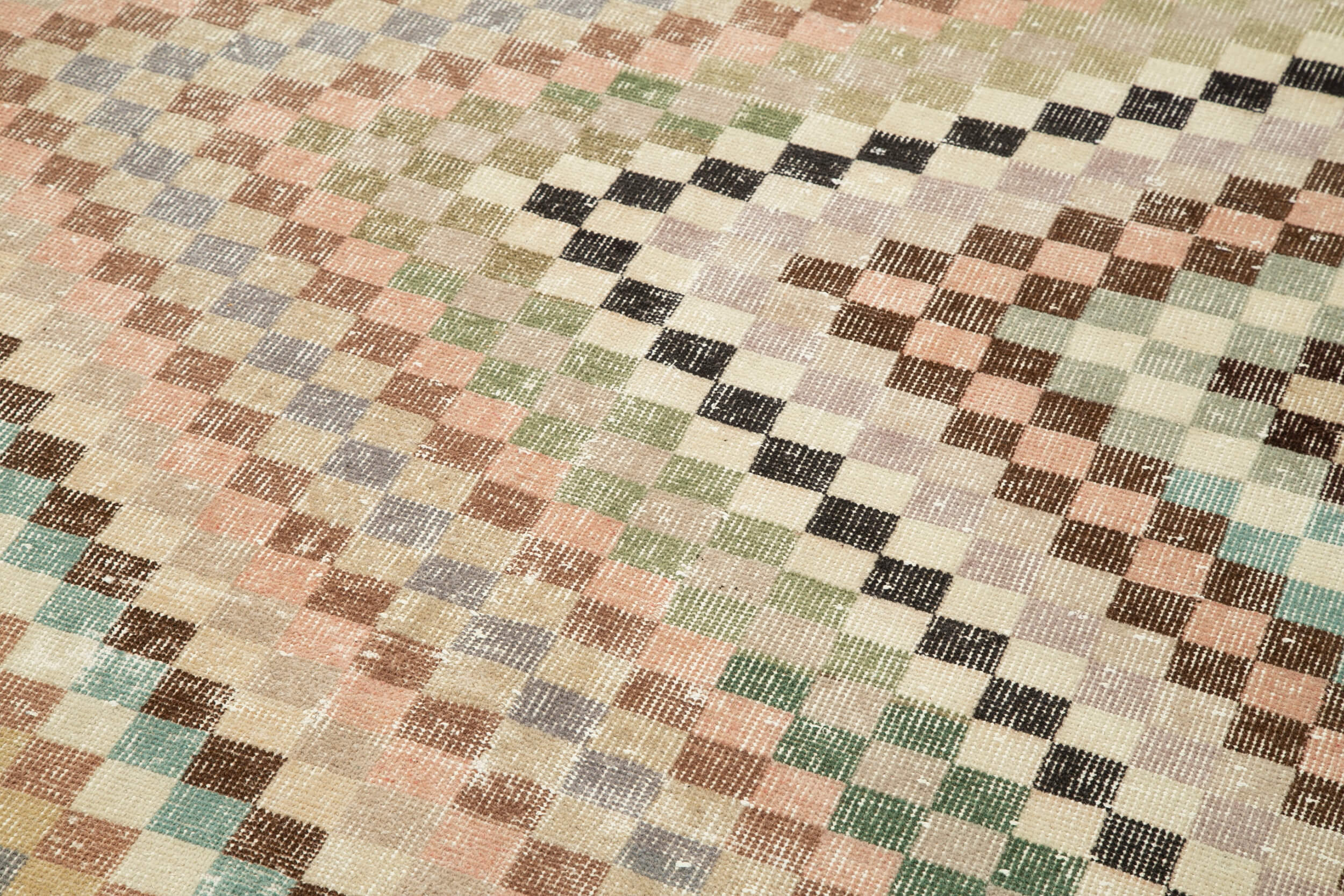 Handmade Area Rug - Checkered Runner Beige Geometric Cotton Wool Rug 4'8" x 11'3"