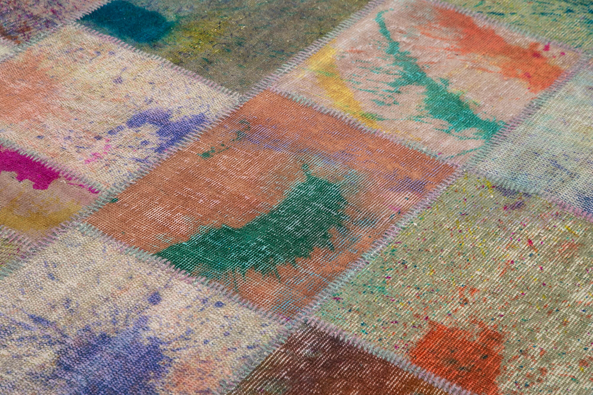 Handmade Wool Area Rug - Kirk Yama Grey Patchwork Cotton Wool Rug 6'6''x9'10''