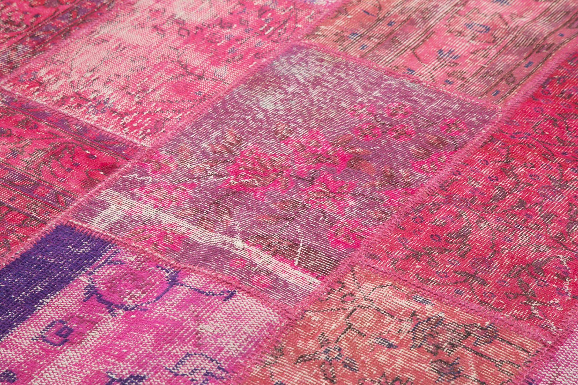 Handmade Patchwork Rug - Kirk Yama Pink Cotton Wool Area Rug 6'6''x9'8''