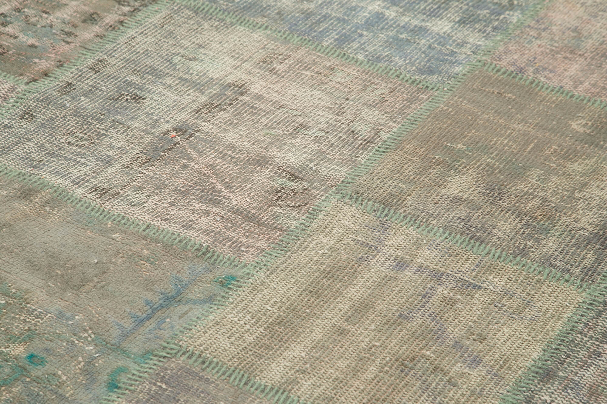 Handmade Patchwork Rug - Kirk Yama Grey Cotton Wool Area Rug 6'7''x9'11''