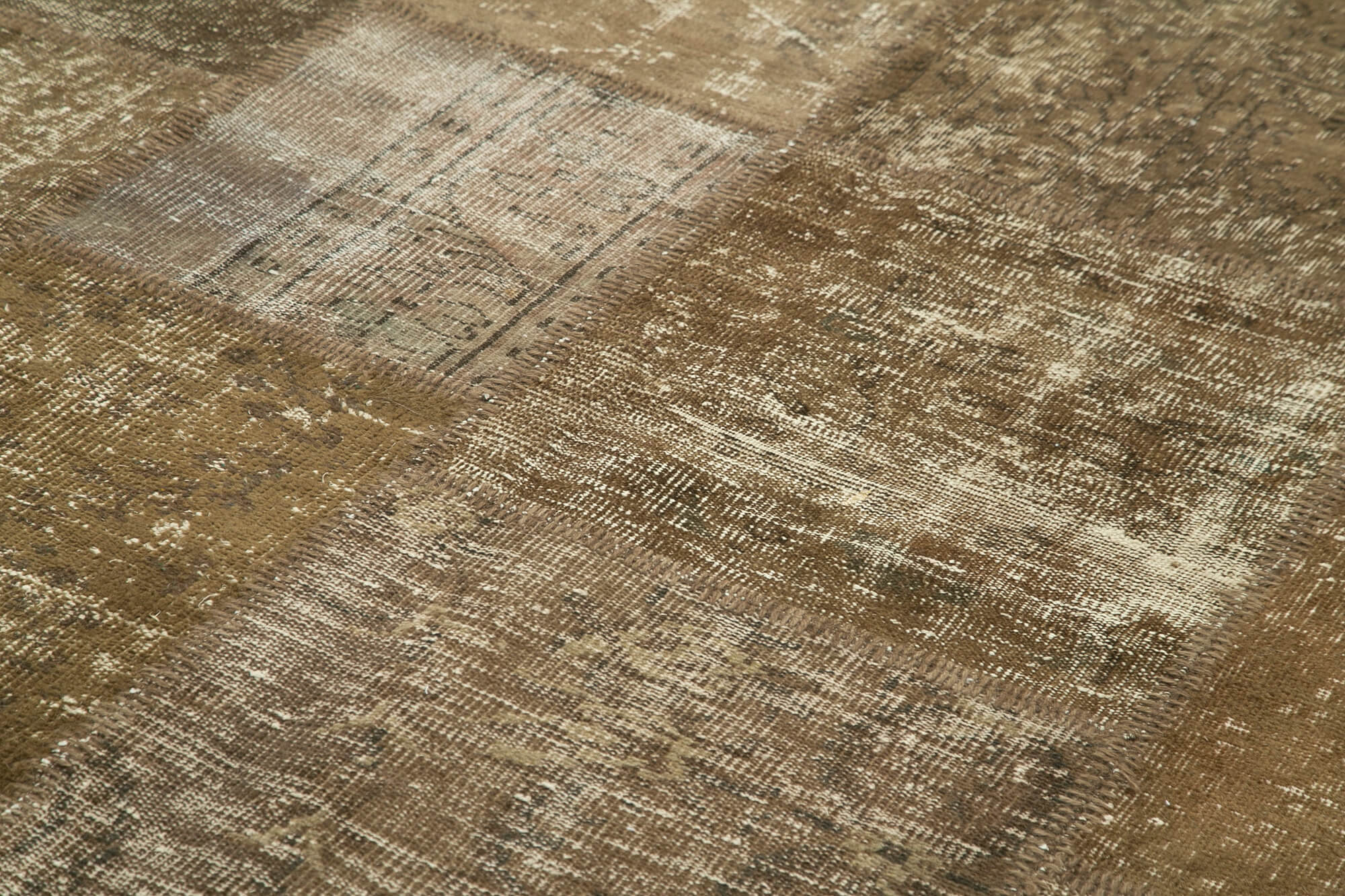 Kirk Yama Brown Patchwork Cotton Wool Handmade Area Rug 6'7'' x 9'9''