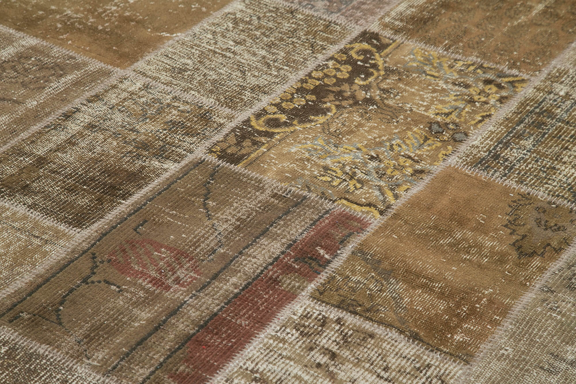 Handmade Area Rug – Brown Patchwork Cotton Wool Rug 6'6"x9'9" Durable Soft