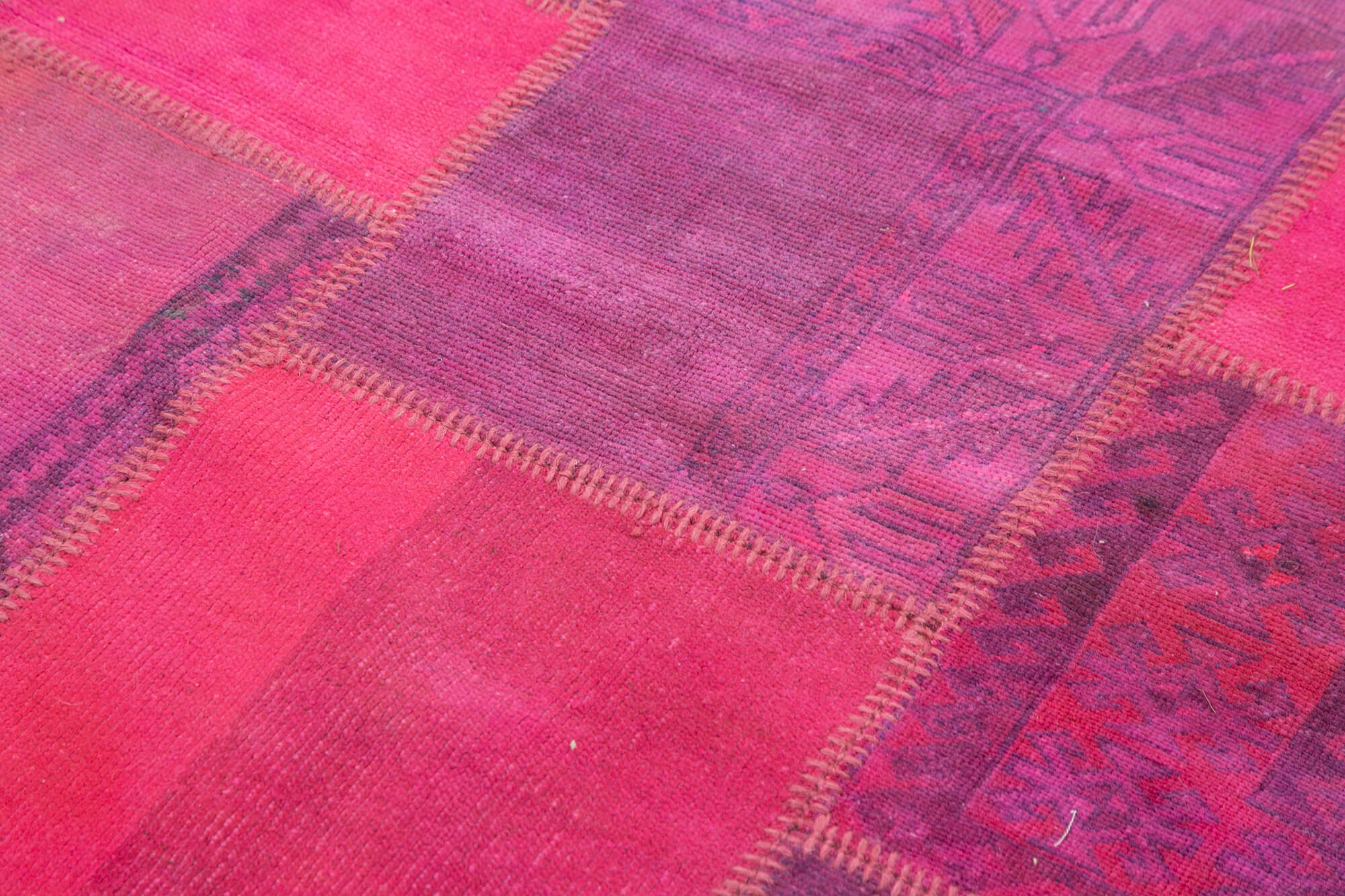 Handmade Patchwork Rug - Pink Cotton Wool Area Carpet 5'11''x7'9'' Bohemian Style