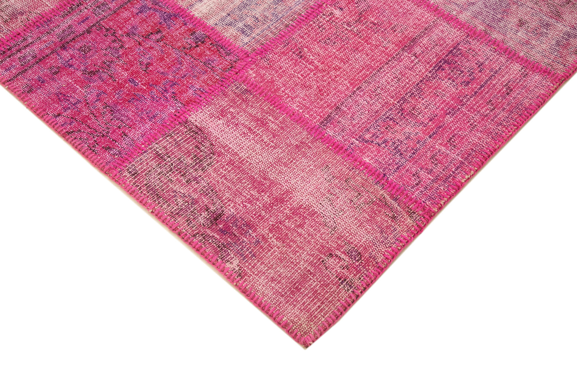 Handmade Patchwork Area Rug - Kirk Yama Pink Cotton Wool Rug 5'9''x7'11''