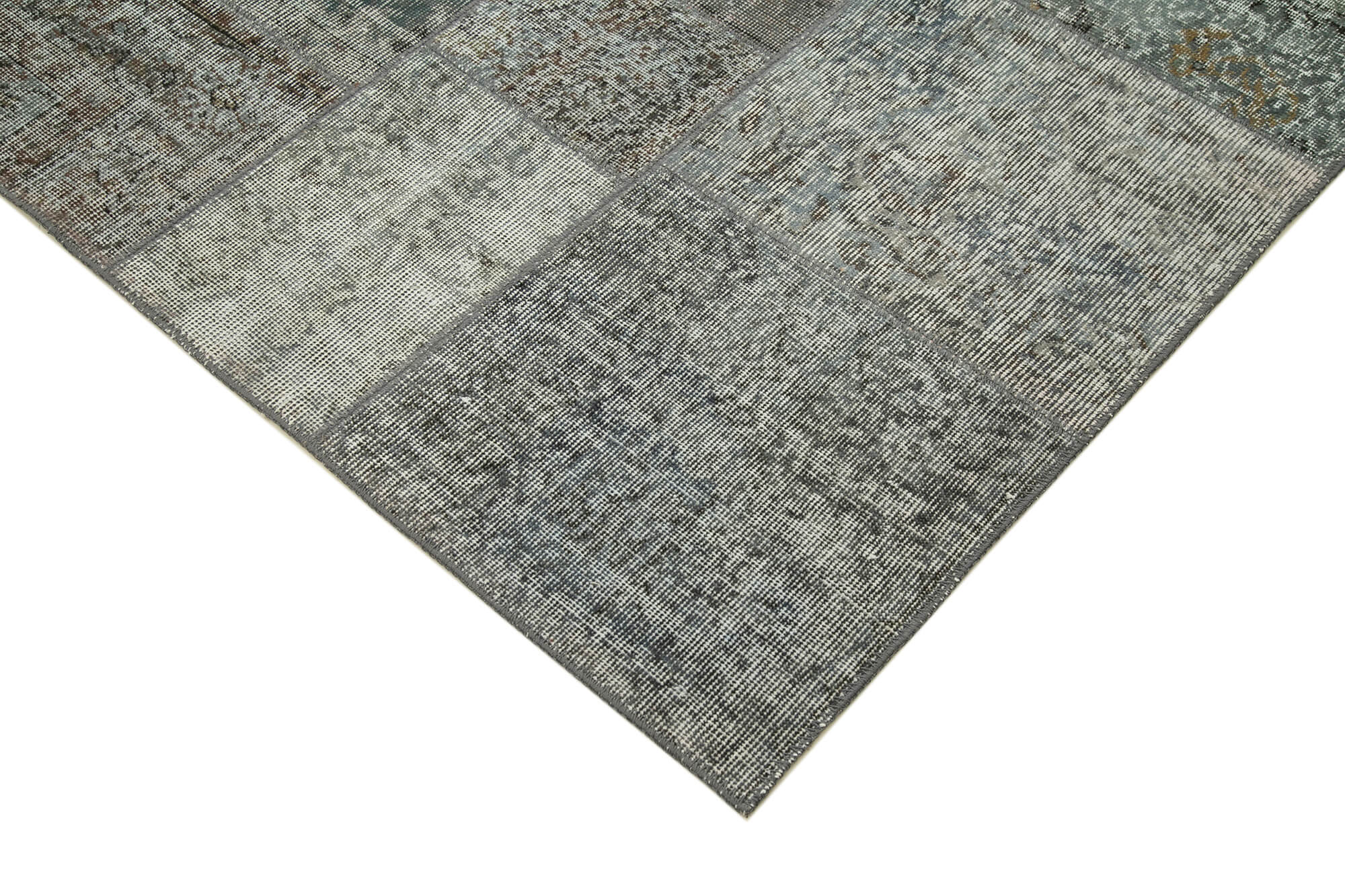 Handmade Patchwork Rug - Kirk Yama Grey Cotton Wool 5x8 Area Rug