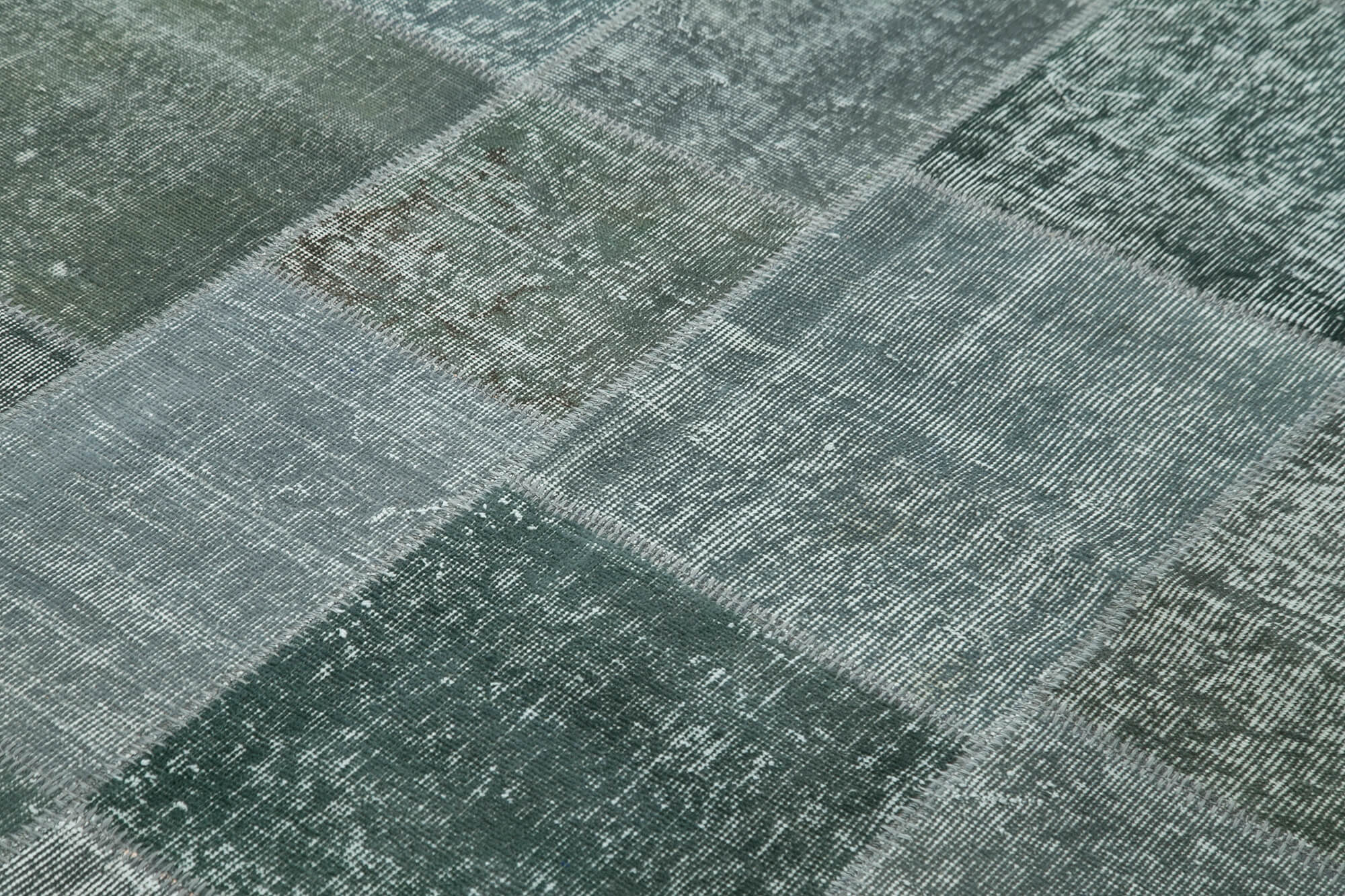 Handmade Wool Area Rug - Kirk Yama Grey Patchwork Cotton Wool Rug 5'7''x7'10''