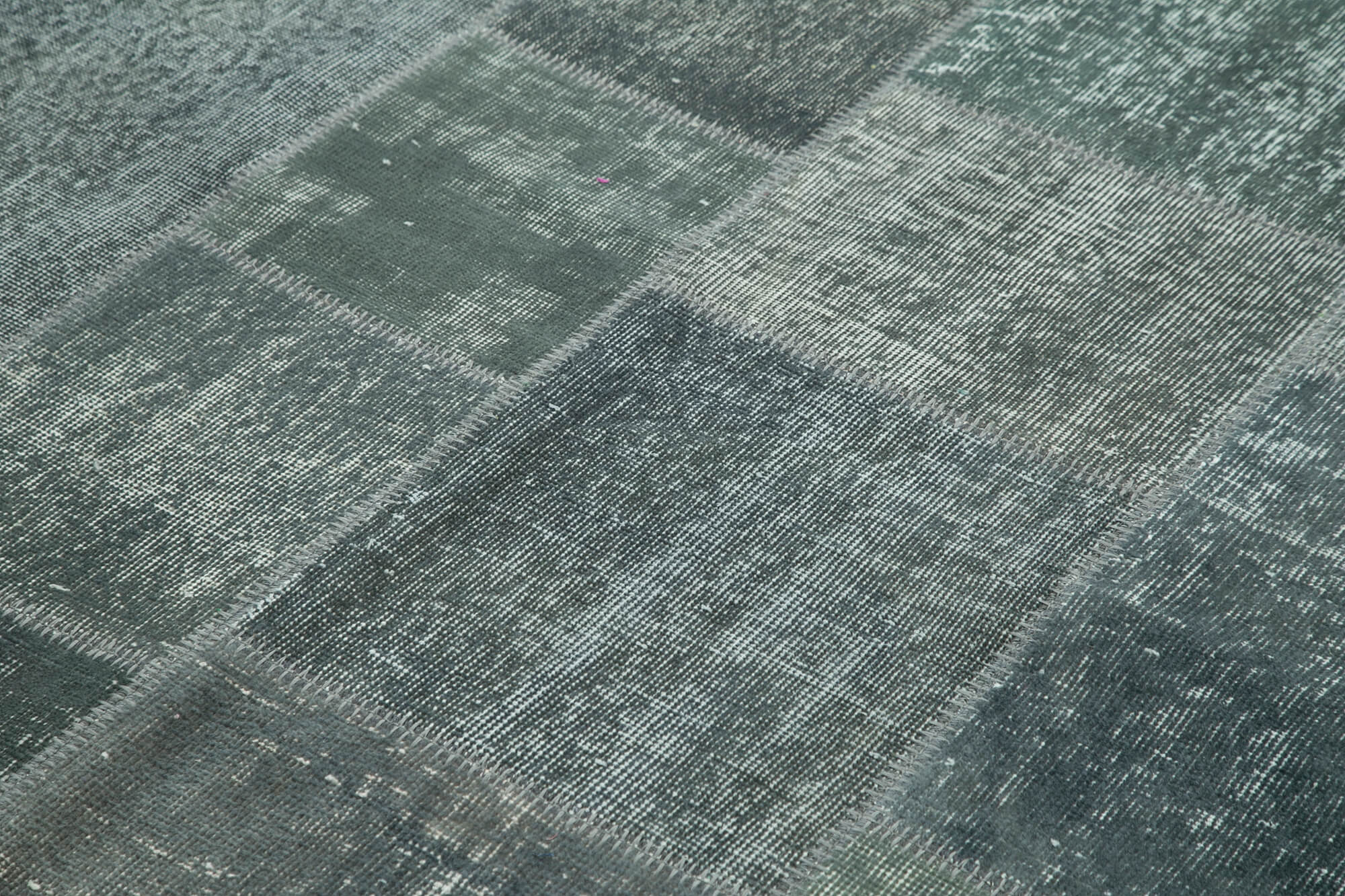 Kirk Yama Grey Patchwork Cotton Wool Handmade Area Rug 5'7'' x 7'10''