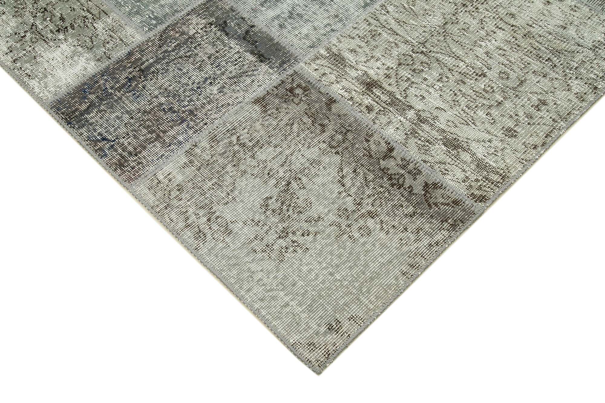 Handmade Wool Area Rug - Kirk Yama Grey Patchwork Cotton Wool Rug 5'7''x7'10''