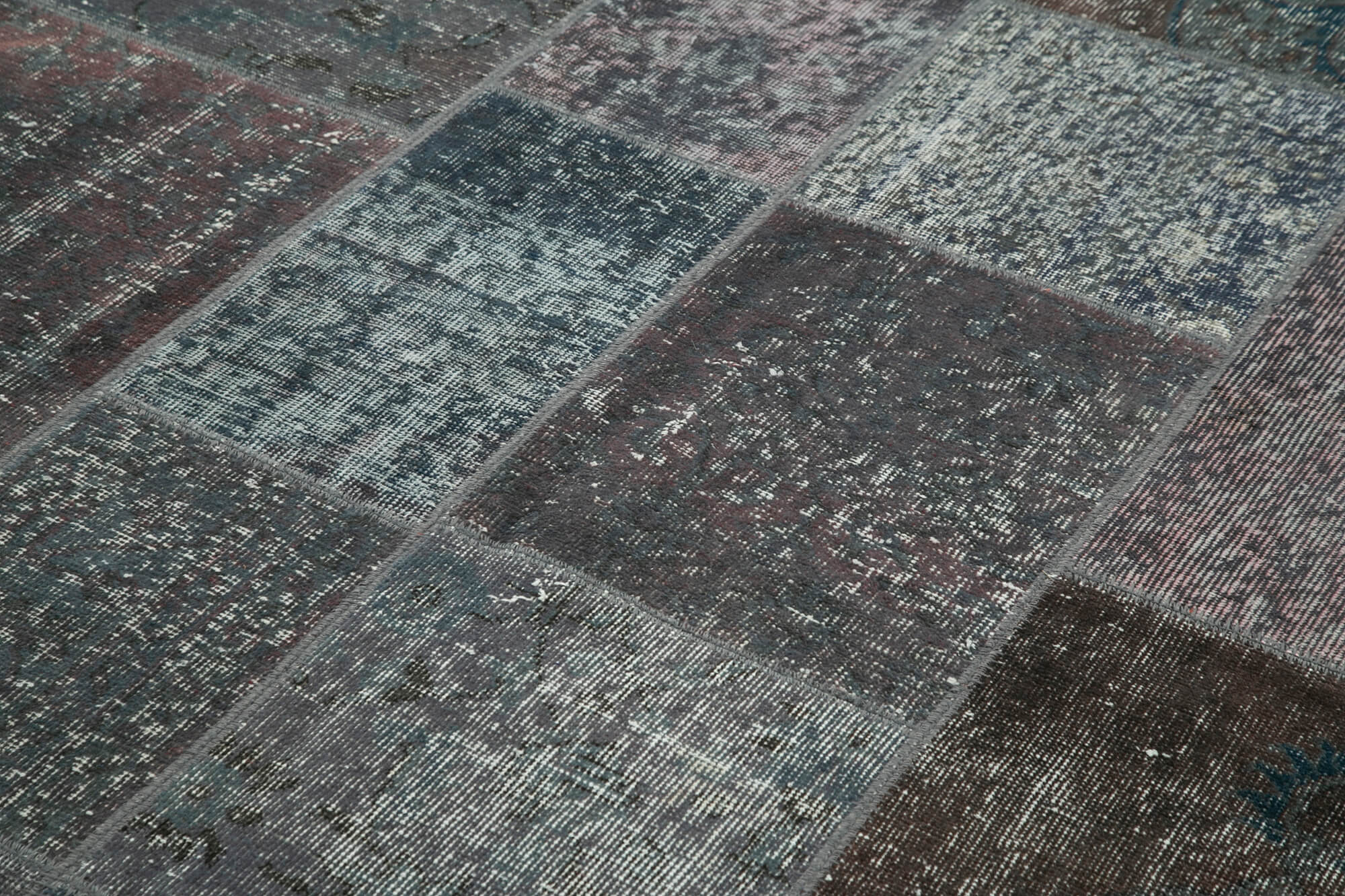 Handmade Patchwork Rug - Kirk Yama Grey Cotton Wool Area Rug 5'7''x7'10''
