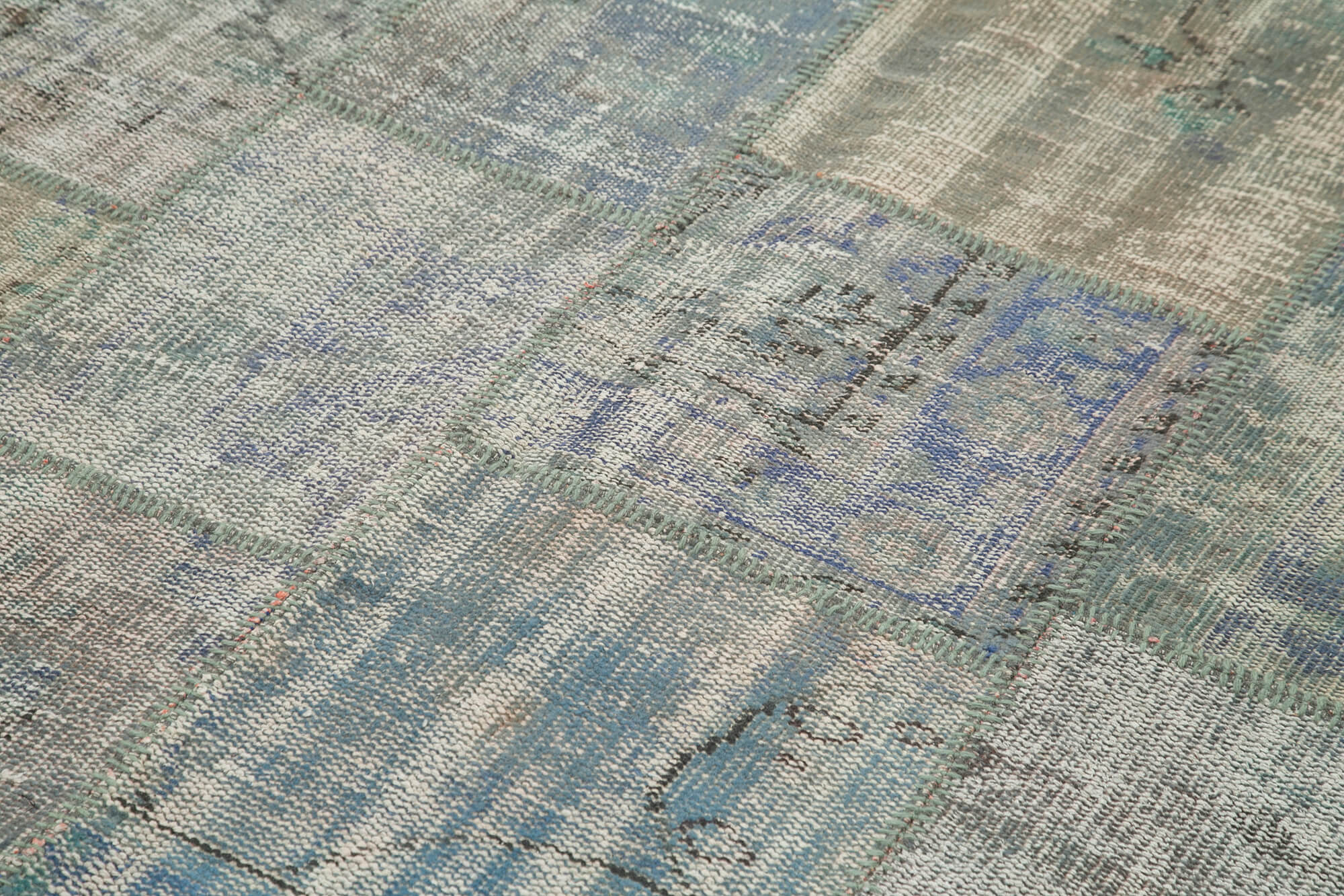 Handmade Patchwork Rug - Grey Cotton Wool Vintage Area Carpet 5'8''x8'1'' by Agacan