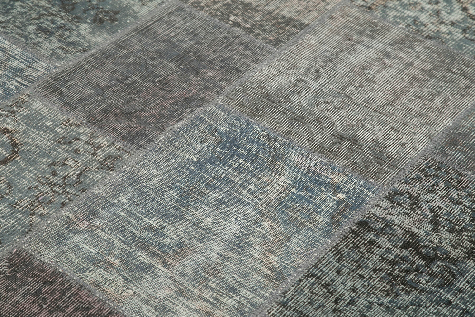 Handmade Patchwork Rug - Kirk Yama Grey Cotton Wool Area Rug 5'7'' x 7'11''