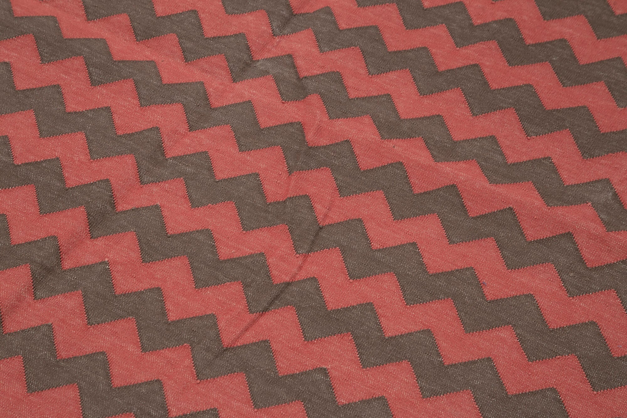 Handmade Wool Area Rug - Red Geometric Design 6x9 Cotton Wool Rug for Living Room