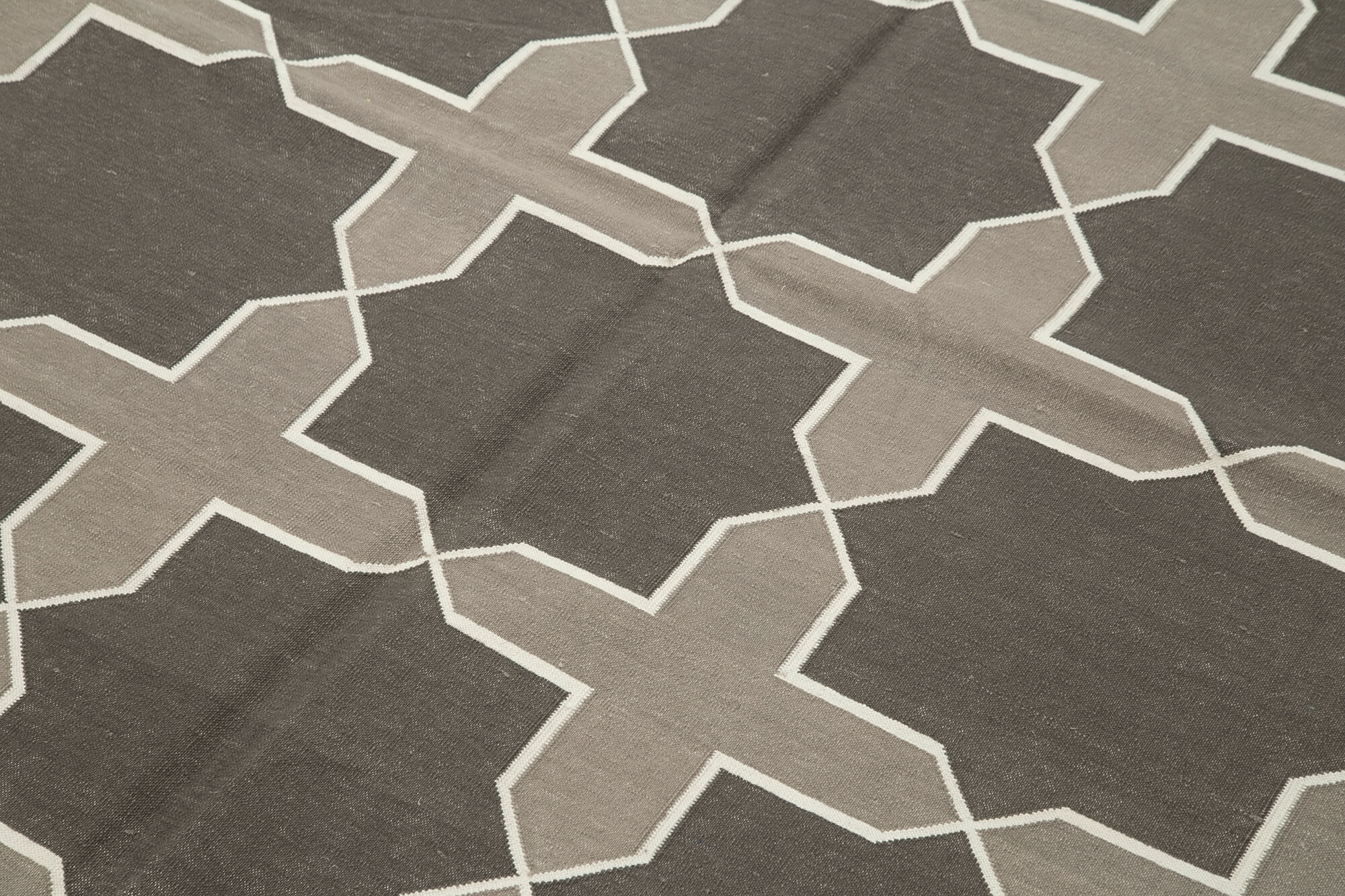 Handmade Wool Area Rug – Grey Geometric Cotton Wool Rug 6'3" x 8'11"