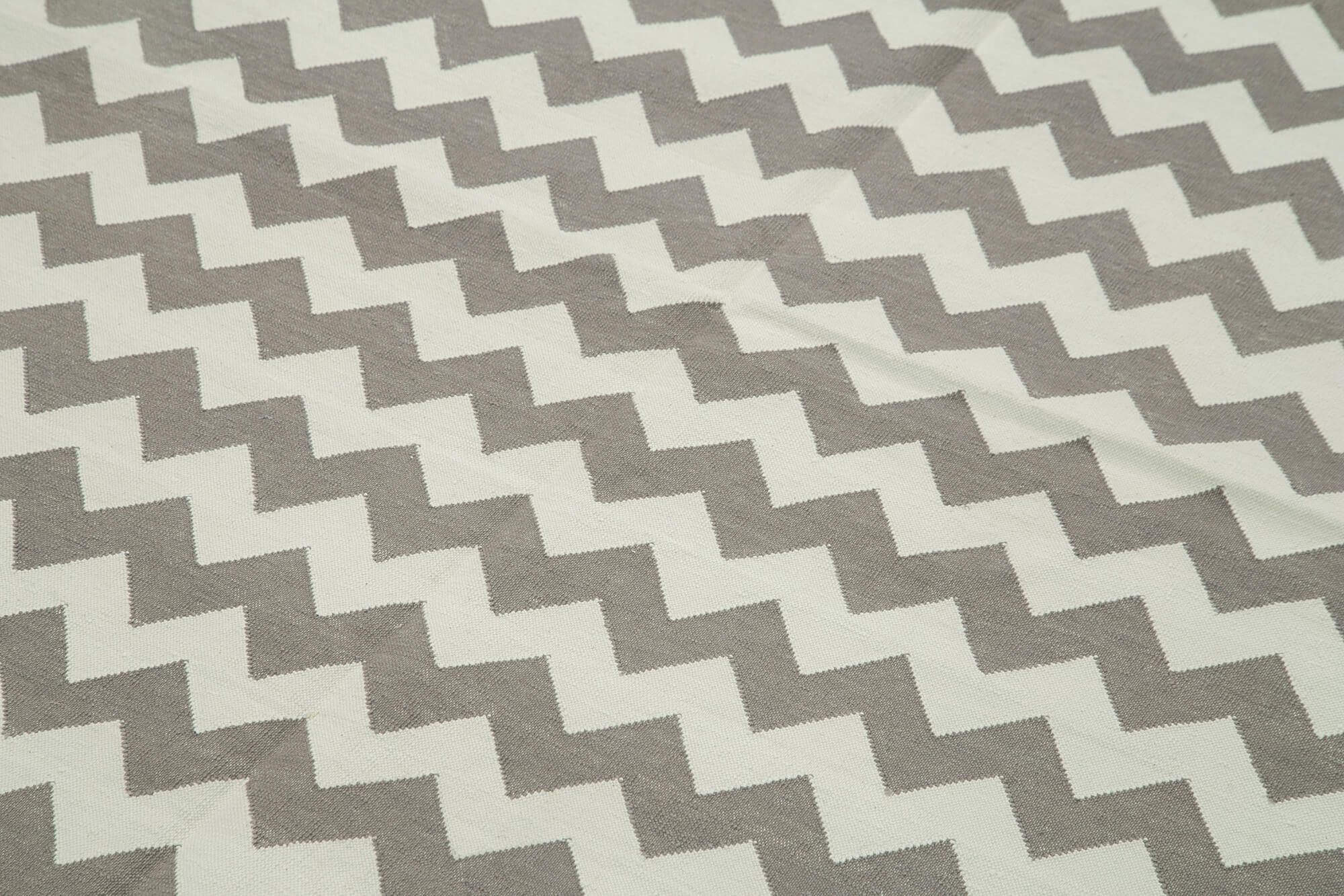 Handmade Area Rug – Grey Geometric Cotton Wool Vintage Hand Woven Carpet 6'0''x9'1''