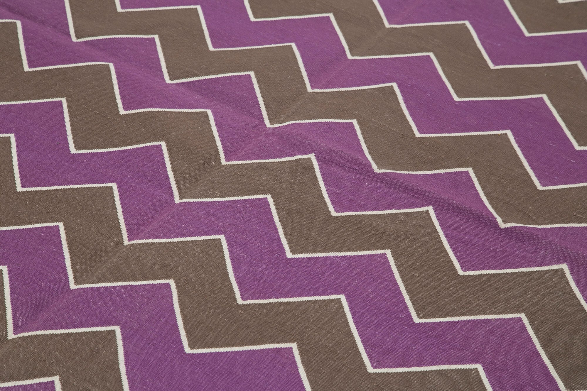 Handmade Wool Area Rug – Brown Geometric Cotton Wool Rug 6'2'' x 8'11''