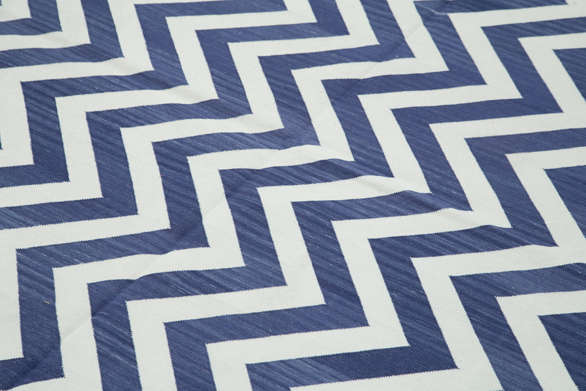 Handmade Wool Area Rug – Blue Geometric Pattern Carpet | Durable Cotton Wool Rug 6'0"x8'11"
