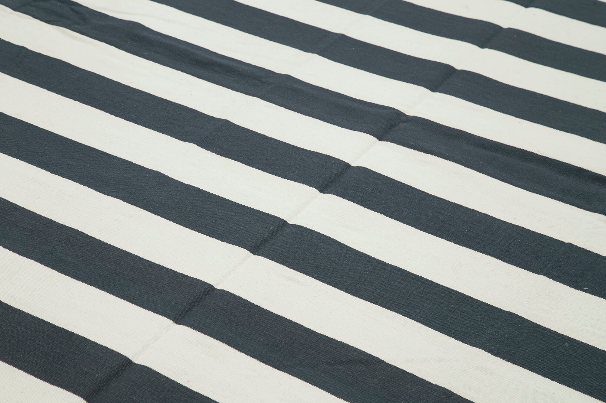 Handmade Area Rug - Black White Geometric Cotton Wool Vintage Carpet 10'x14'2"